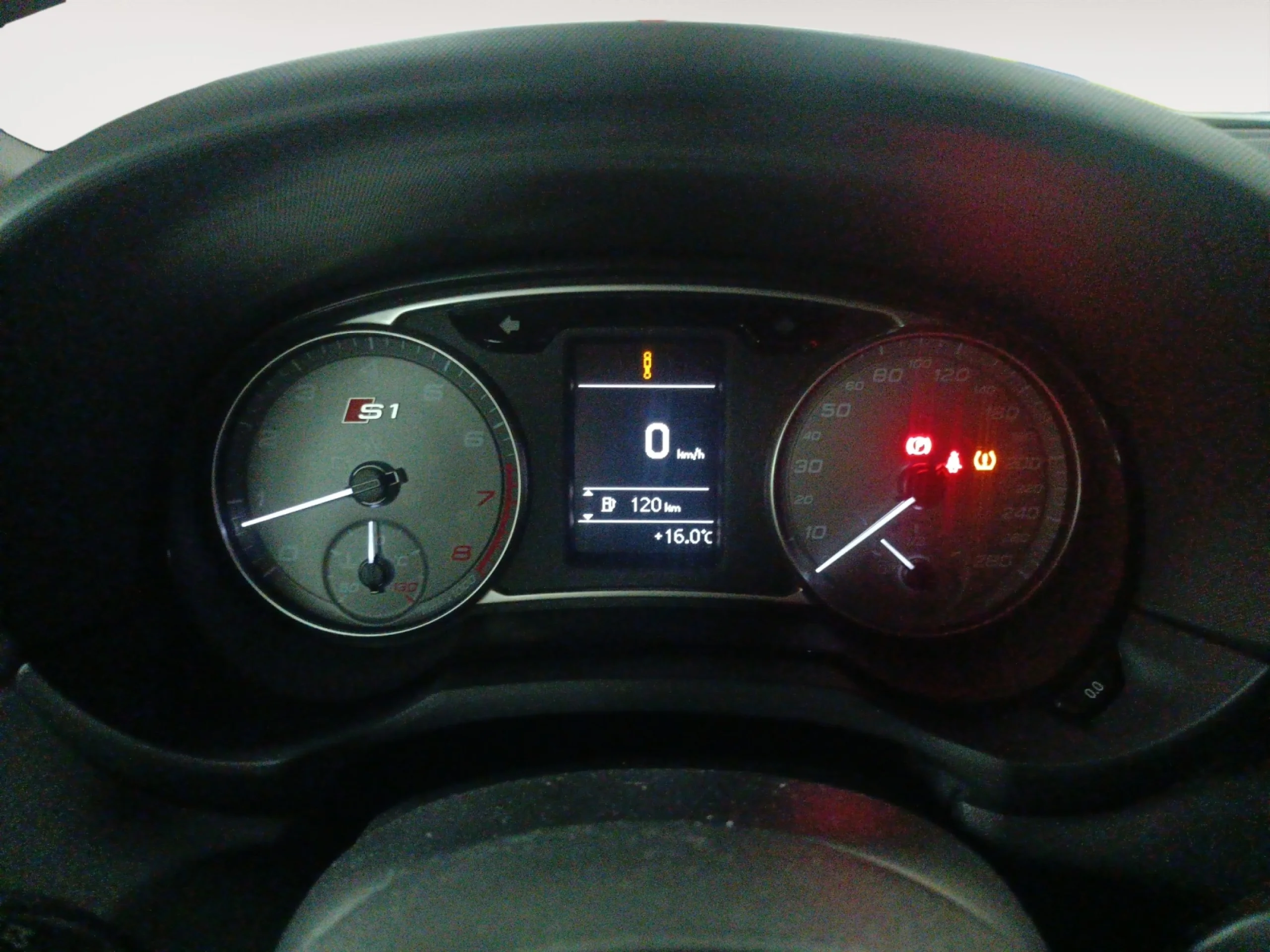 AUDI A1 S1 2.0 TFSI 231CV QUATTRO - Foto 7