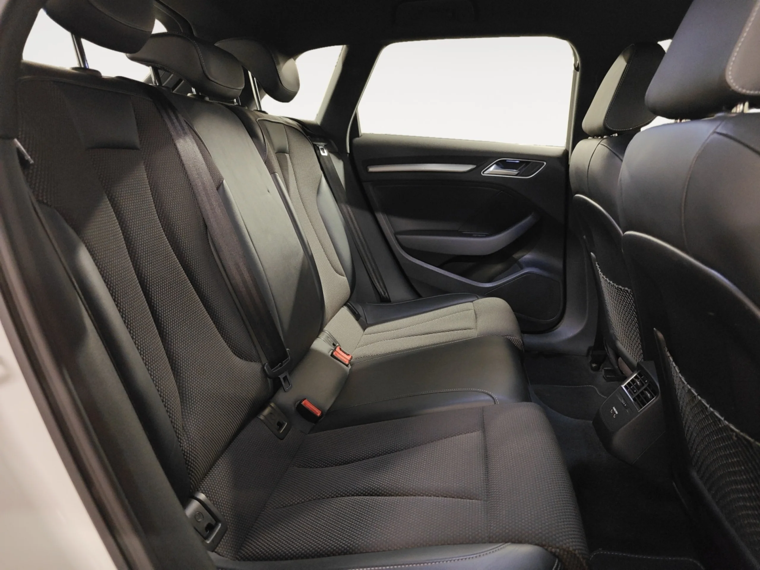 AUDI A3 SPORTBACK S LINE 35 TDI 110KW S TRONIC - Foto 6