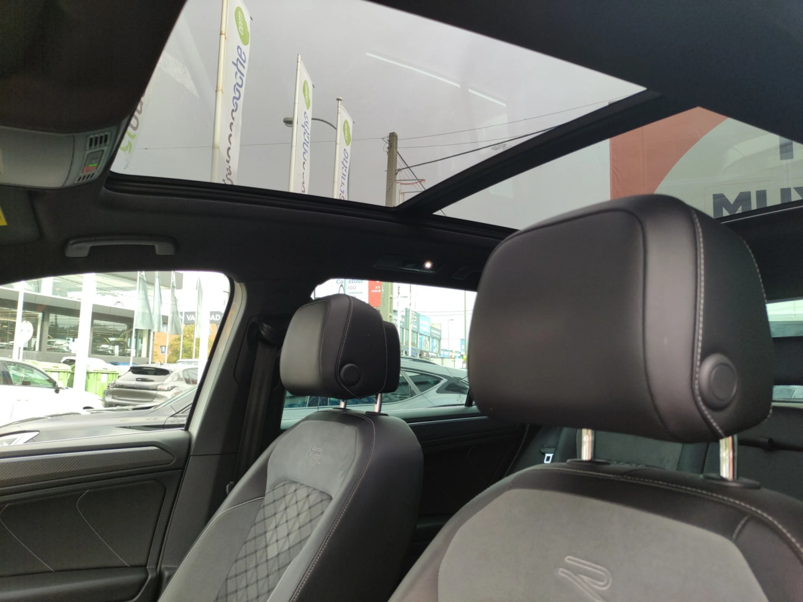 VOLKSWAGEN TIGUAN R LINE 2.0 TDI 110KW (150CV) DSG - Foto 12