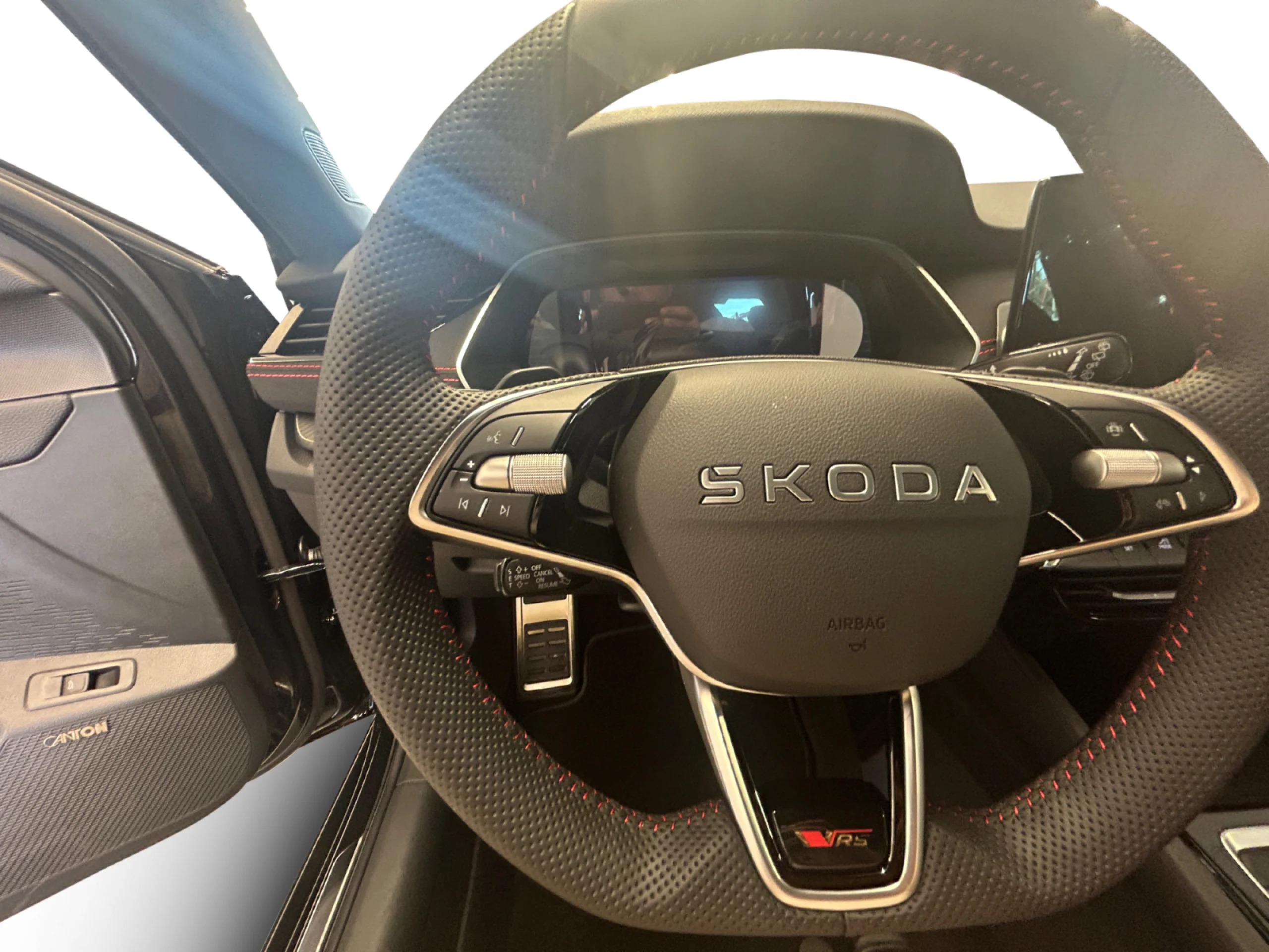 SKODA OCTAVIA 2.0 TSI 195 KW (265CV) DSG RS - Foto 11