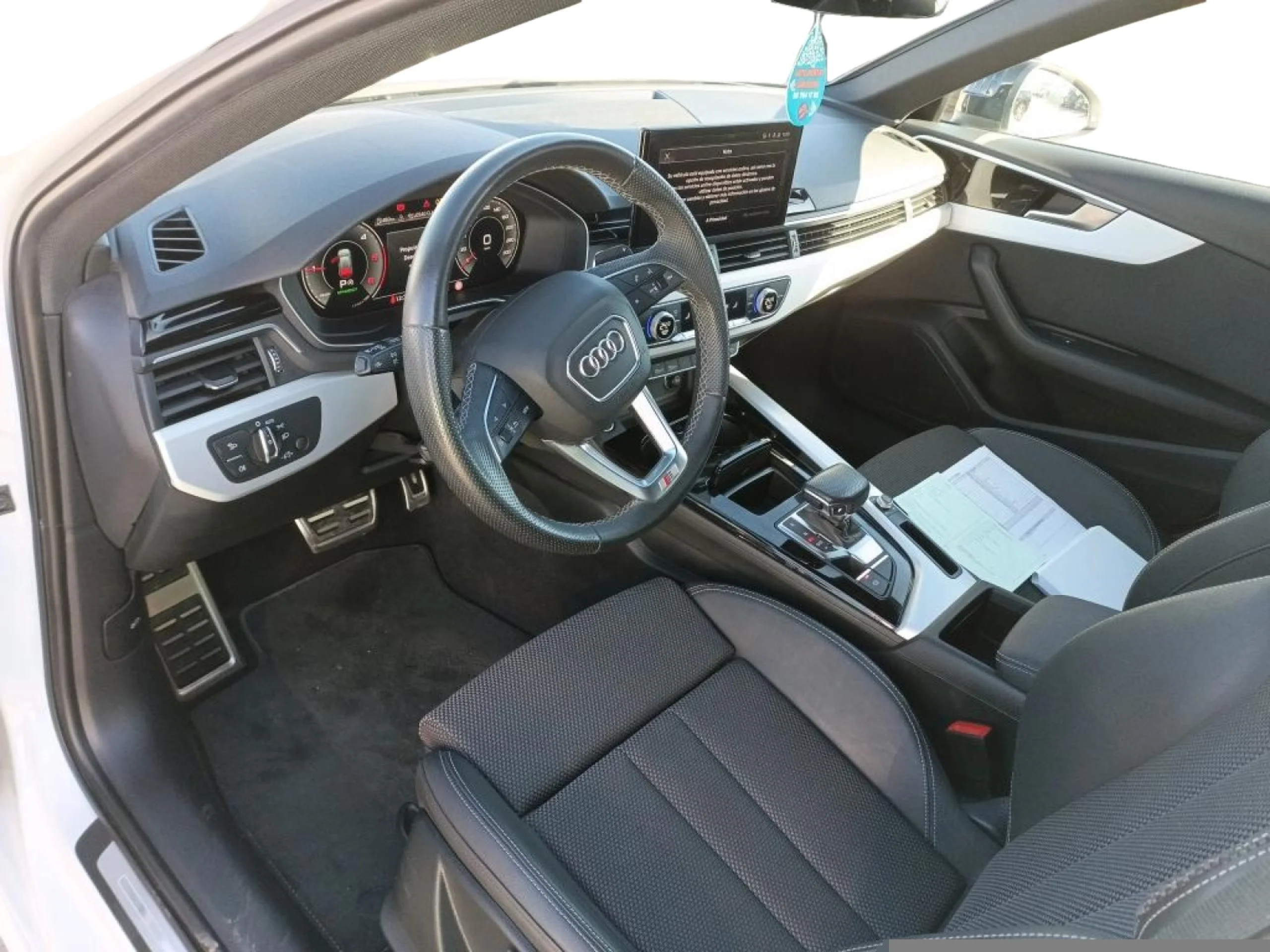 AUDI A4 AVANT BLACK LINE 35 TDI 120KW S TRONIC - Foto 3