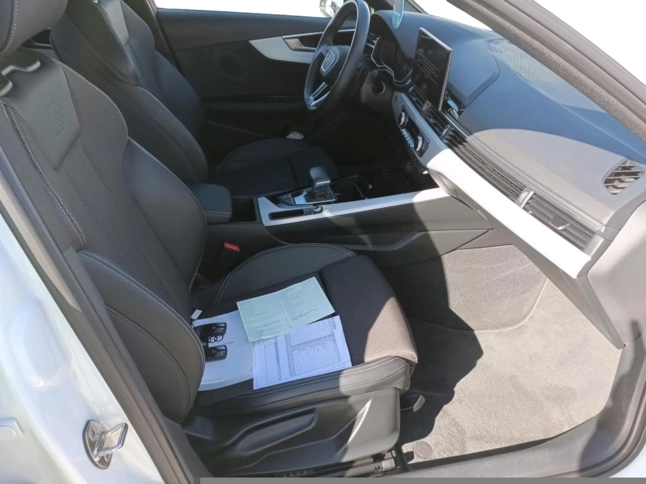 AUDI A4 AVANT BLACK LINE 35 TDI 120KW S TRONIC - Foto 4