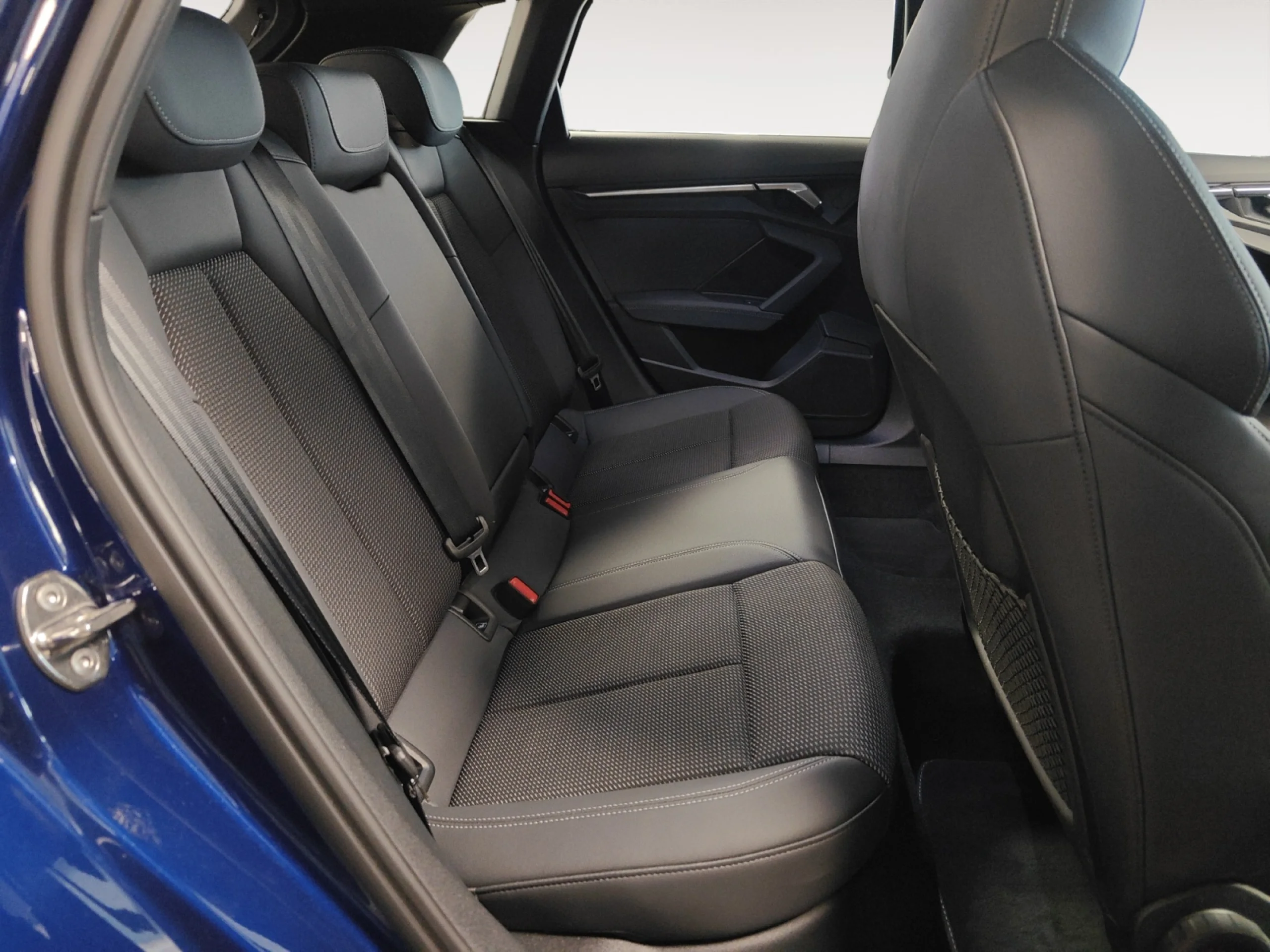 AUDI A3 SPORTBACK S LINE 40 TFSI E 150KW S TRON - Foto 8