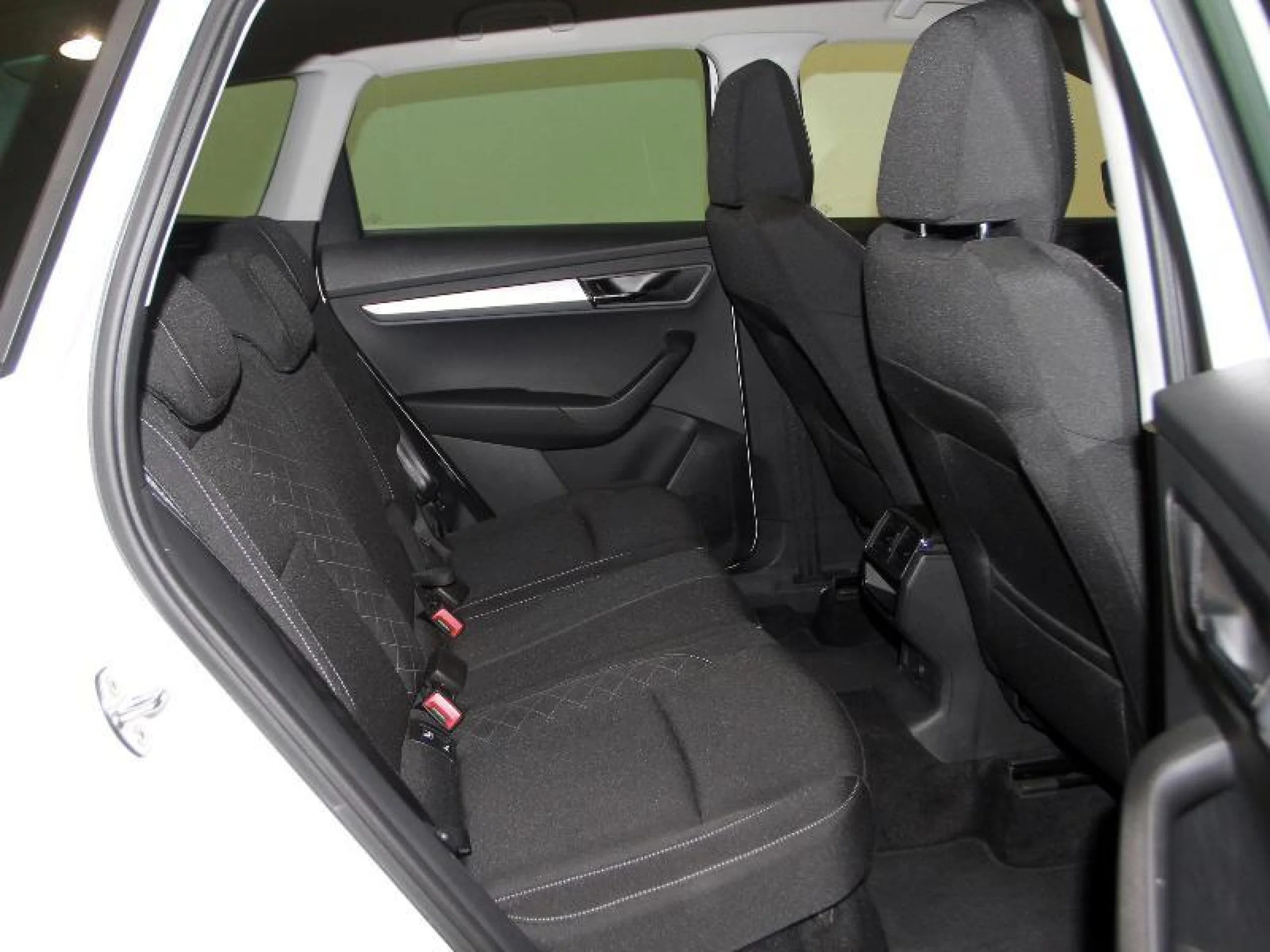 SKODA KAROQ 1.6 TDI 85KW (115CV) DSG AMBITION - Foto 3