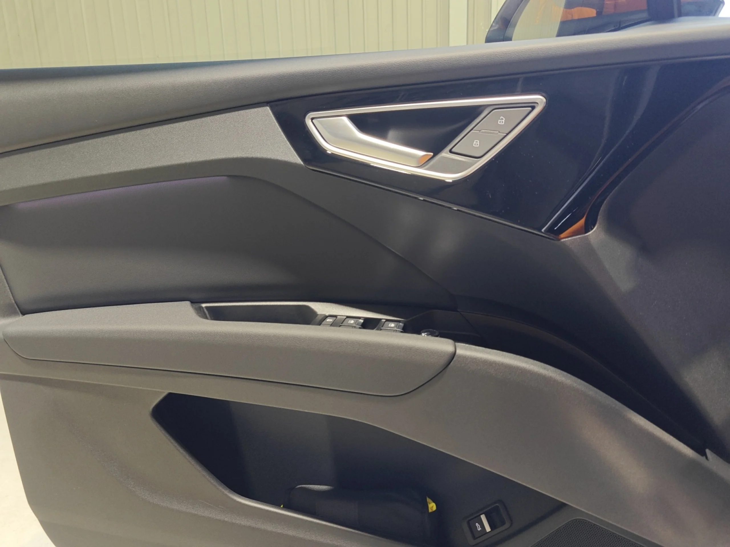 AUDI Q4 SPORTBACK E TRON BLACK LINE EDITION 40 E TRON 150KW 63KWH - Foto 13