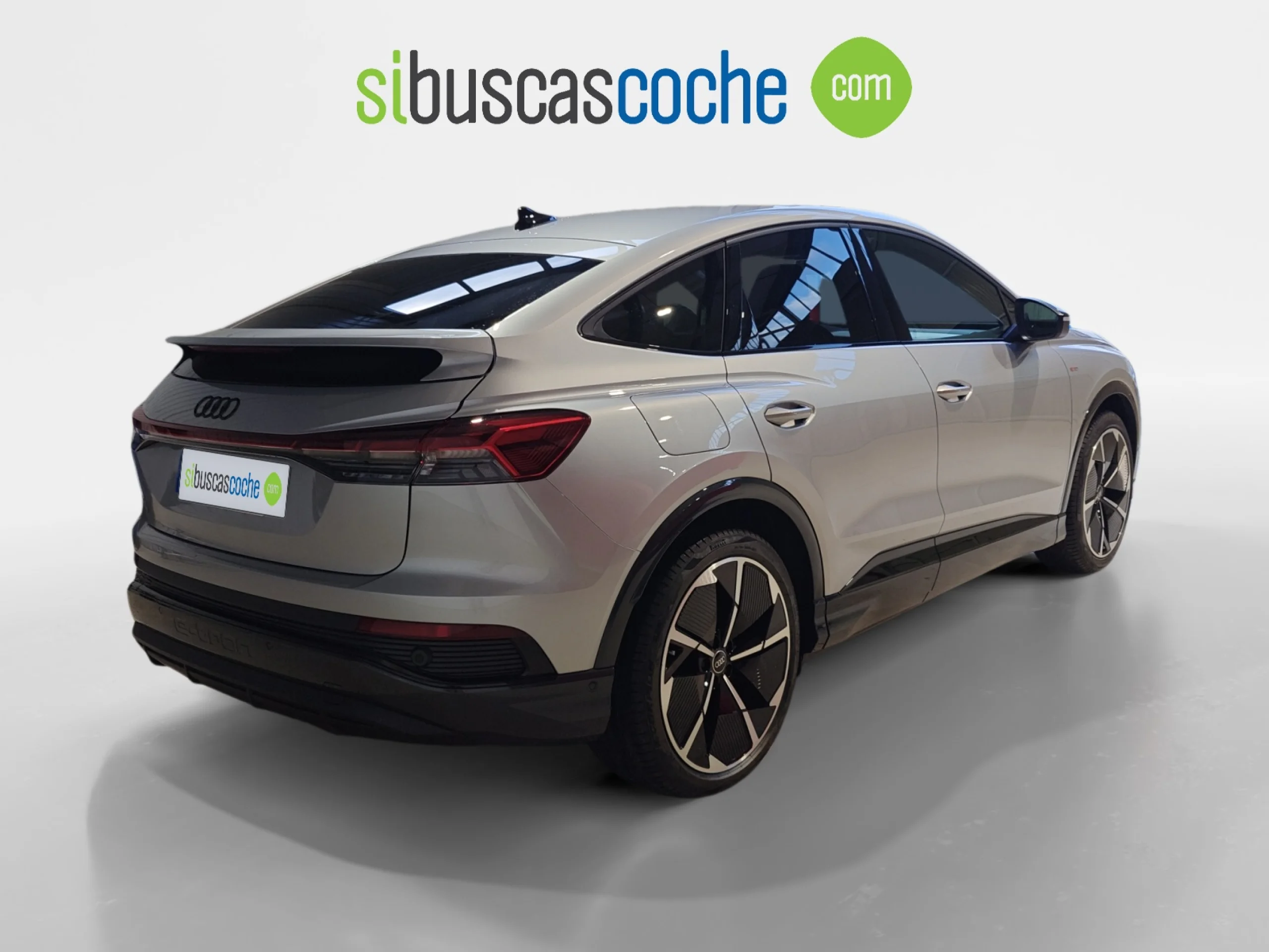 AUDI Q4 SPORTBACK E TRON BLACK LINE EDITION 40 E TRON 150KW 63KWH - Foto 18