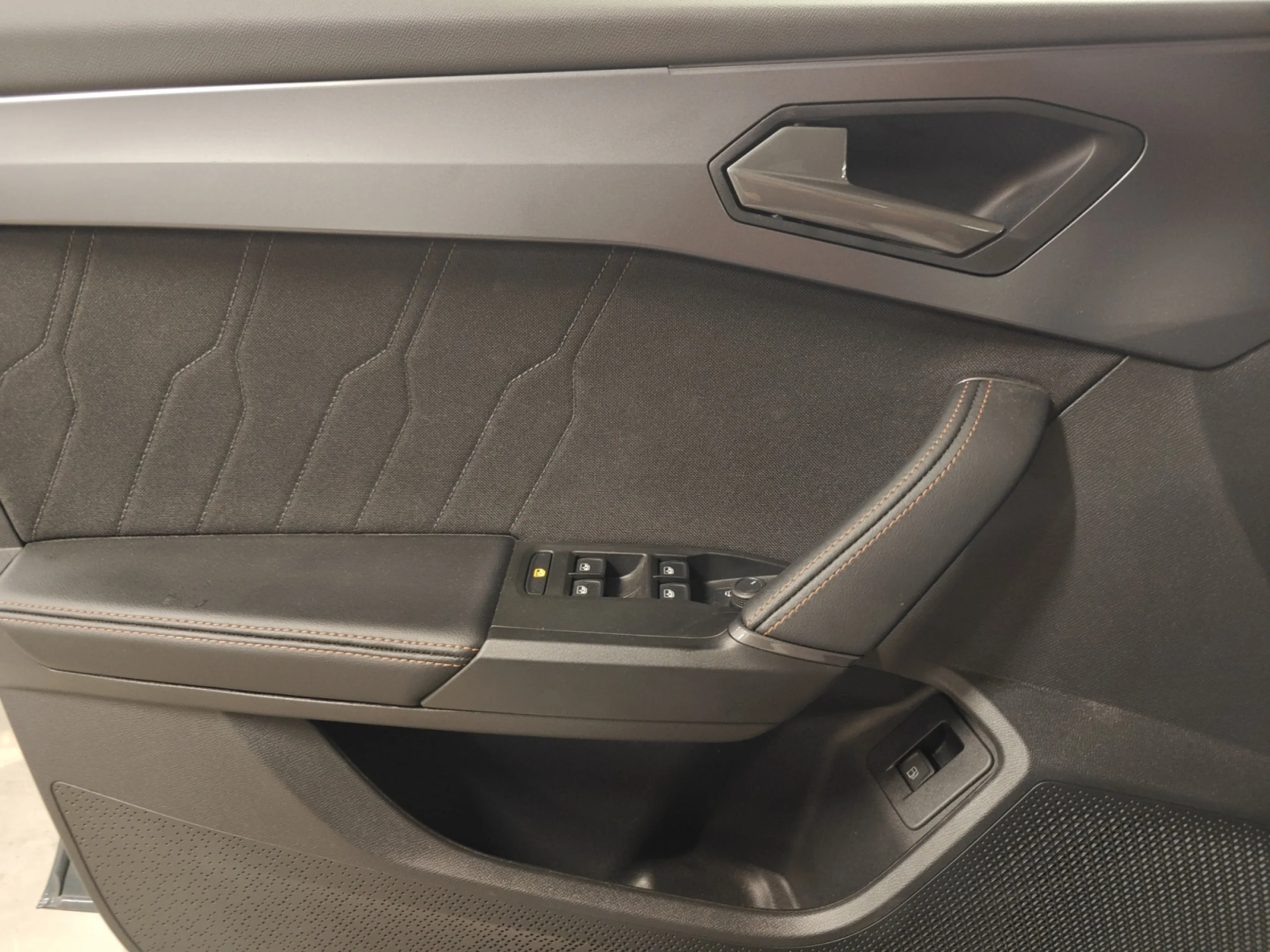 CUPRA LEON 1.5 TSI E HYBRID 150W (204CV) DSG - Foto 13