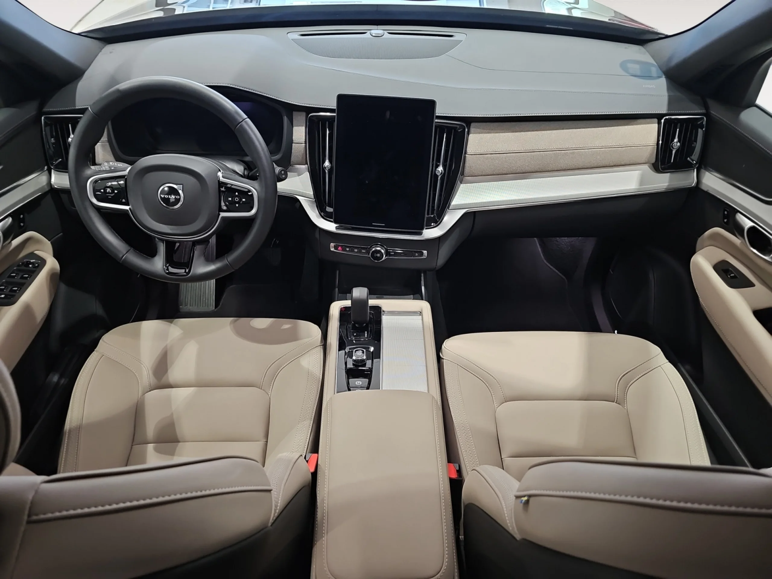 VOLVO XC90 2.0 T8 AWD CORE RECHARGE AUTO - Foto 4