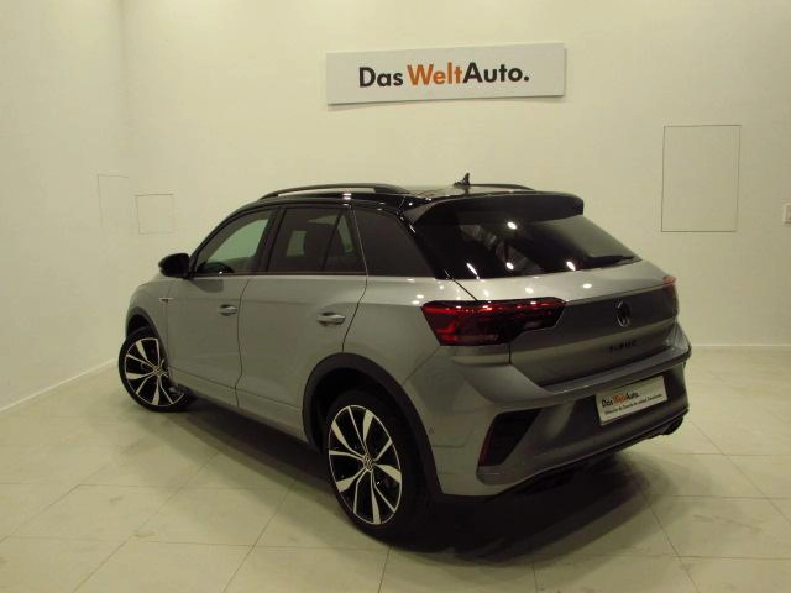 VOLKSWAGEN T ROC R LINE 1.5 TSI 110KW (150CV) DSG - Foto 2
