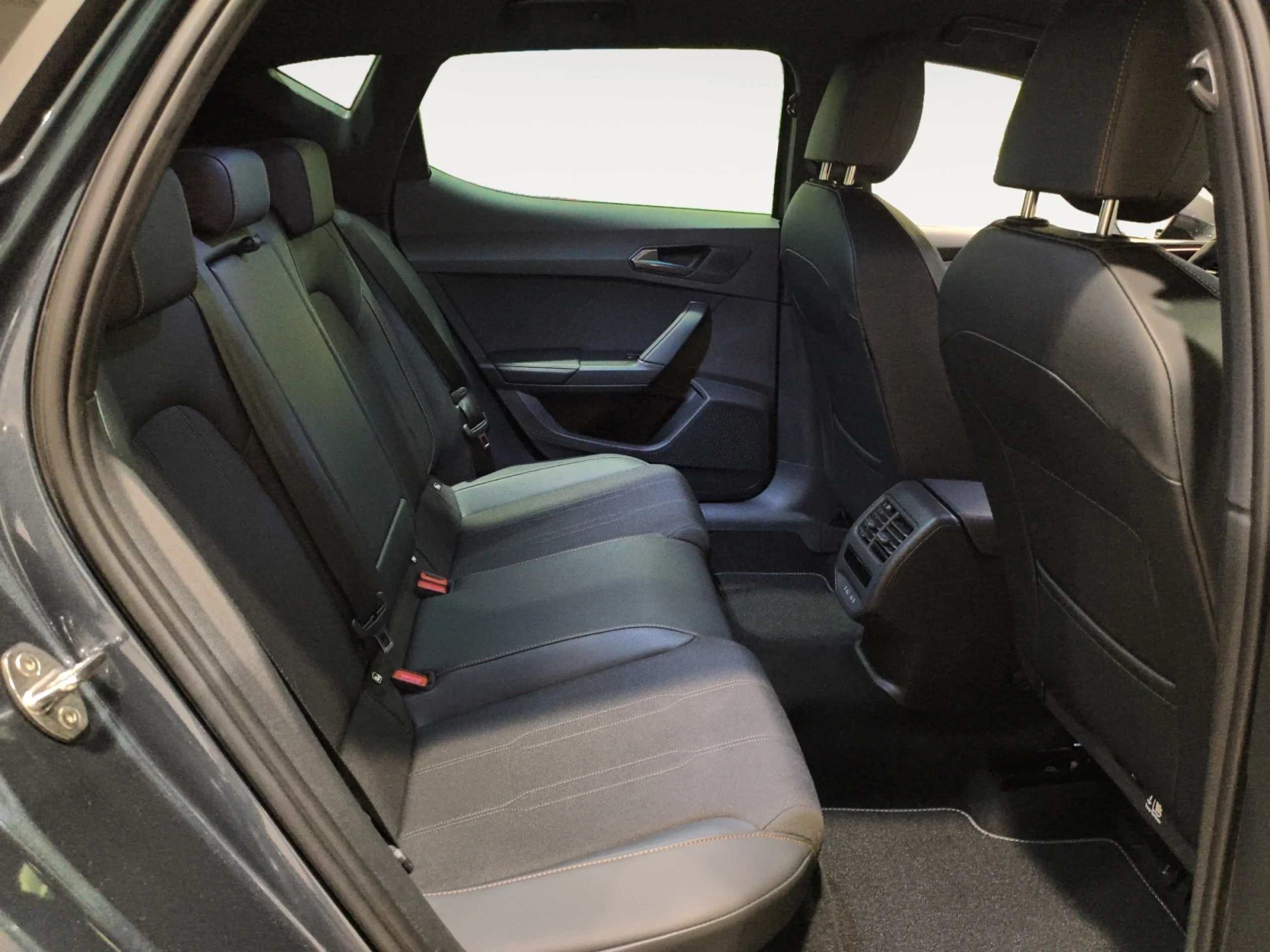 CUPRA LEON 1.5 TSI 110KW (150CV) - Foto 6