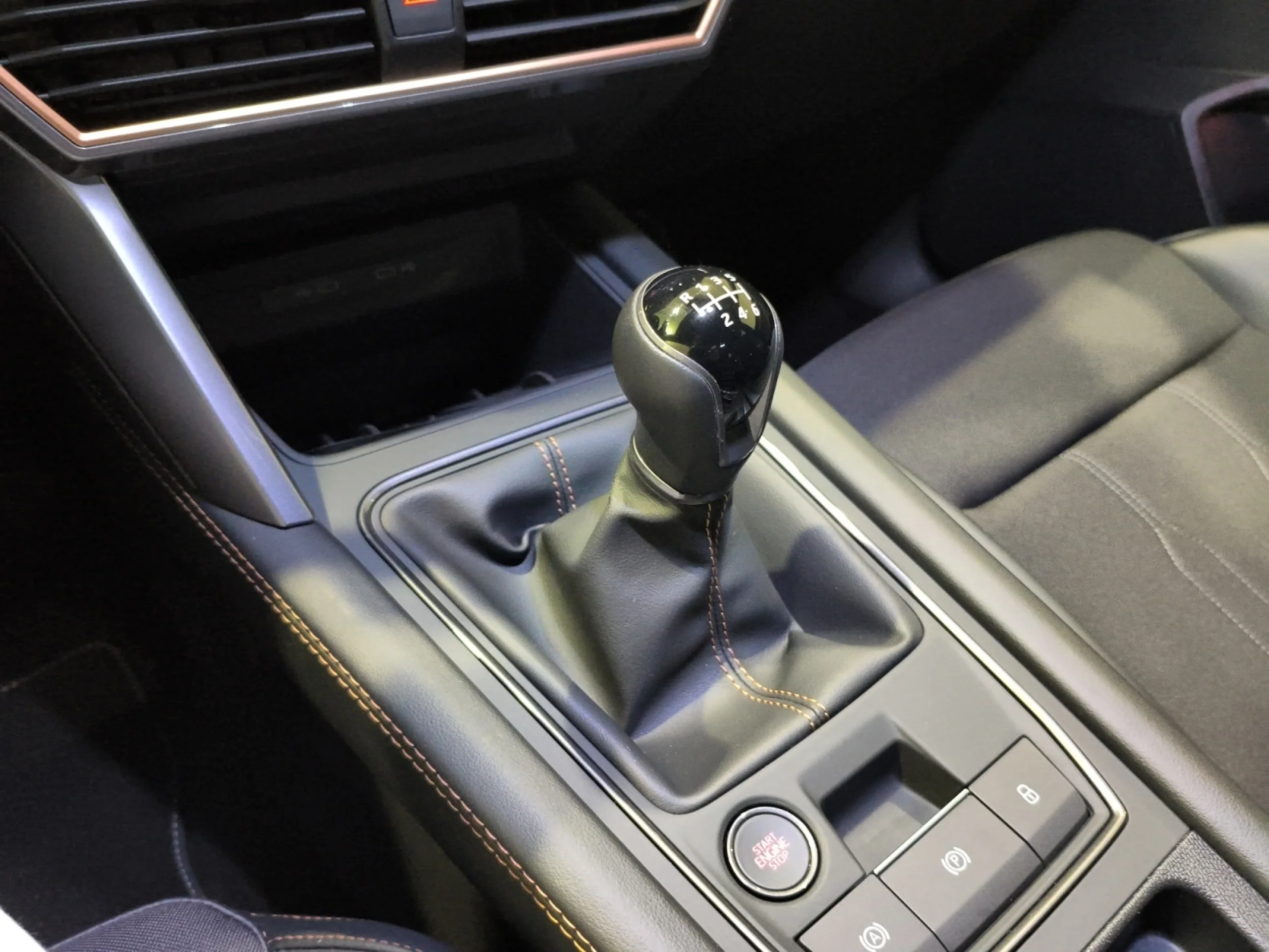 CUPRA LEON 1.5 TSI 110KW (150CV) - Foto 11