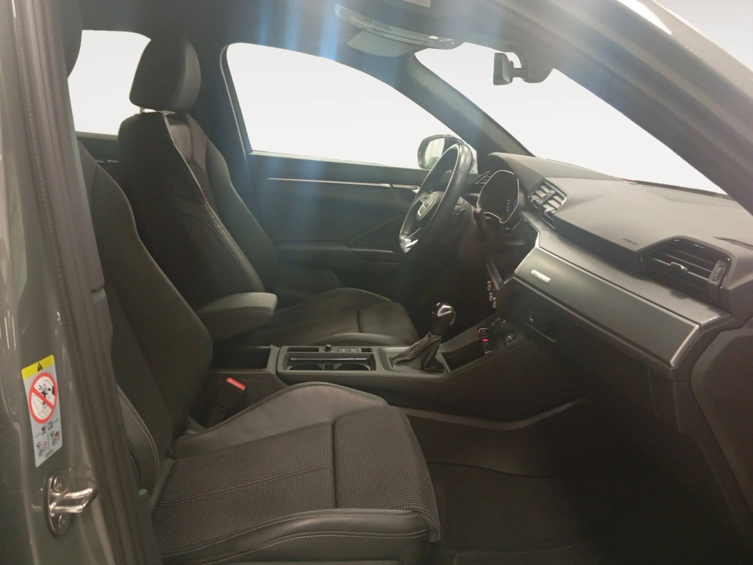 AUDI Q3 BLACK LINE 35 TDI 110KW (150CV) S TRONIC - Foto 5