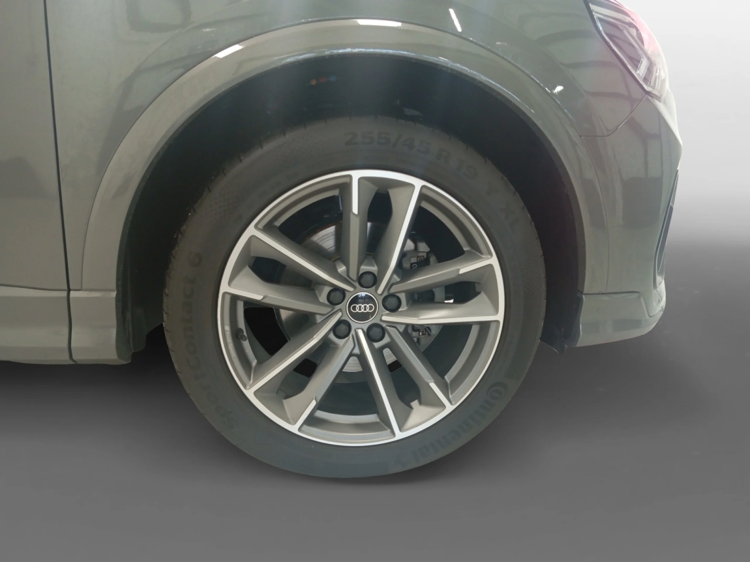 AUDI Q3 BLACK LINE 35 TDI 110KW (150CV) S TRONIC - Foto 8