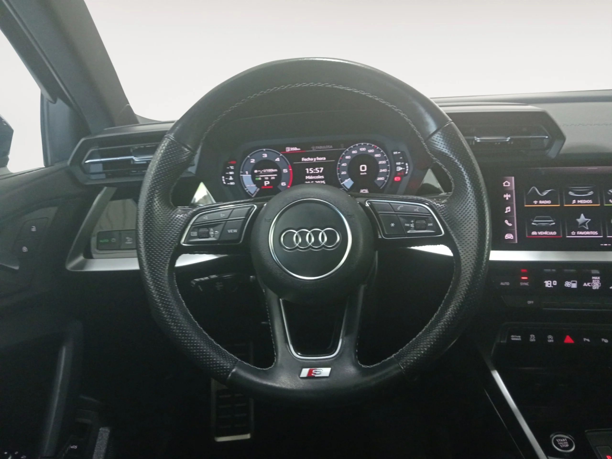 AUDI A3 SEDAN BLACK LINE 35 TDI 110KW S TRONIC - Foto 11