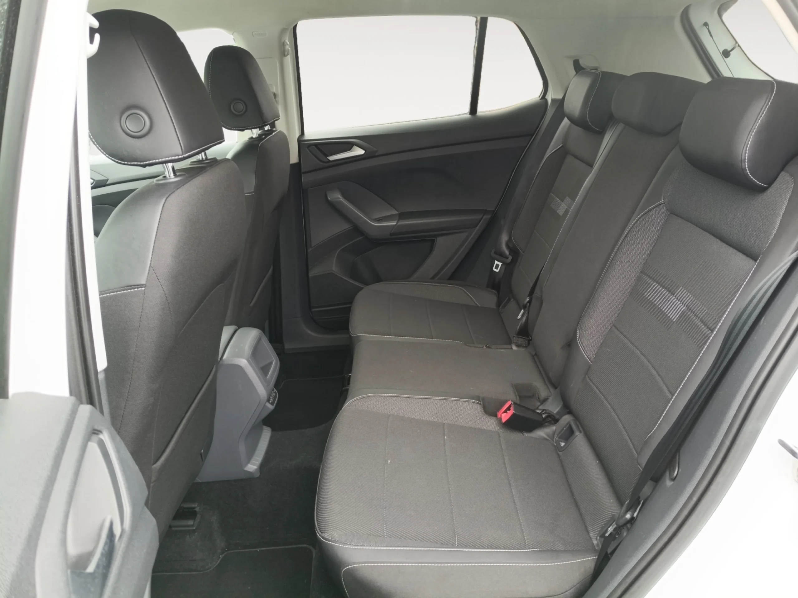 VOLKSWAGEN T CROSS SPORT 1.0 TSI 85KW (115CV) DSG - Foto 6