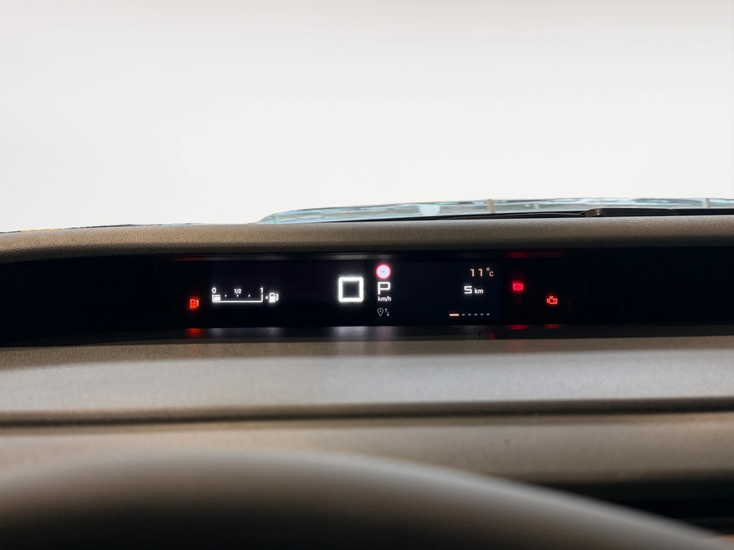 CITROEN C3 AIRCROSS HYBRID 145 Ë DCS6 PLUS - Foto 18