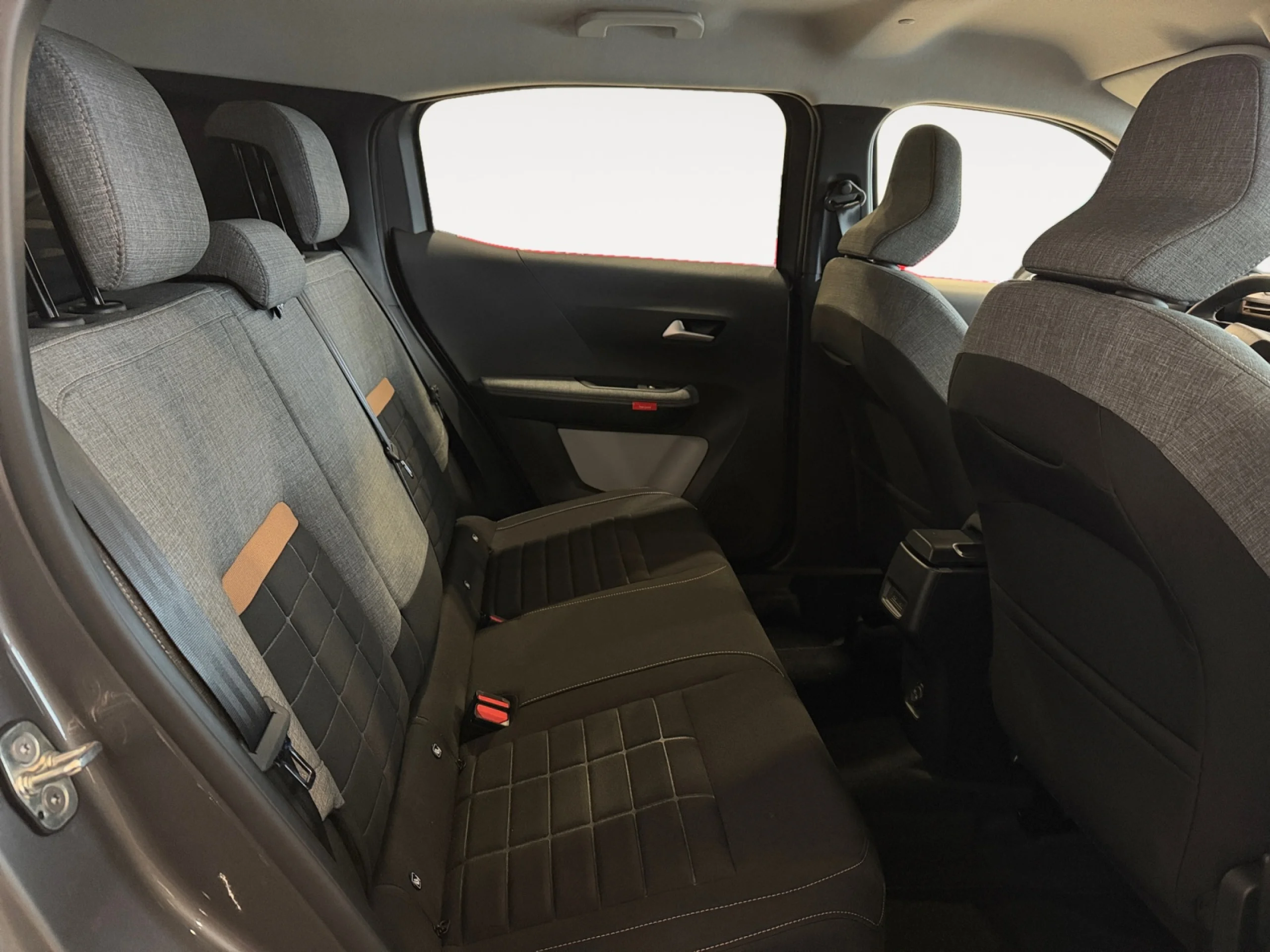 CITROEN C3 AIRCROSS HYBRID 145 Ë DCS6 PLUS - Foto 6