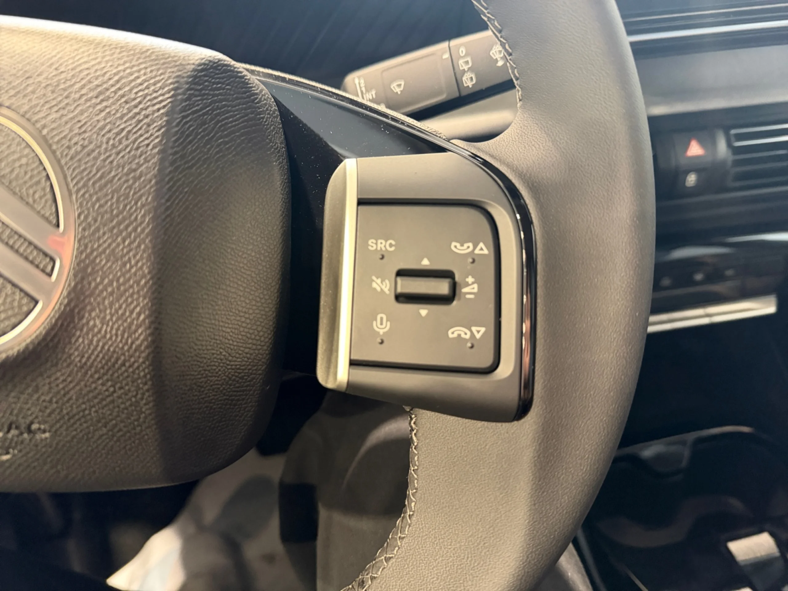 CITROEN C3 AIRCROSS HYBRID 145 Ë DCS6 PLUS - Foto 10