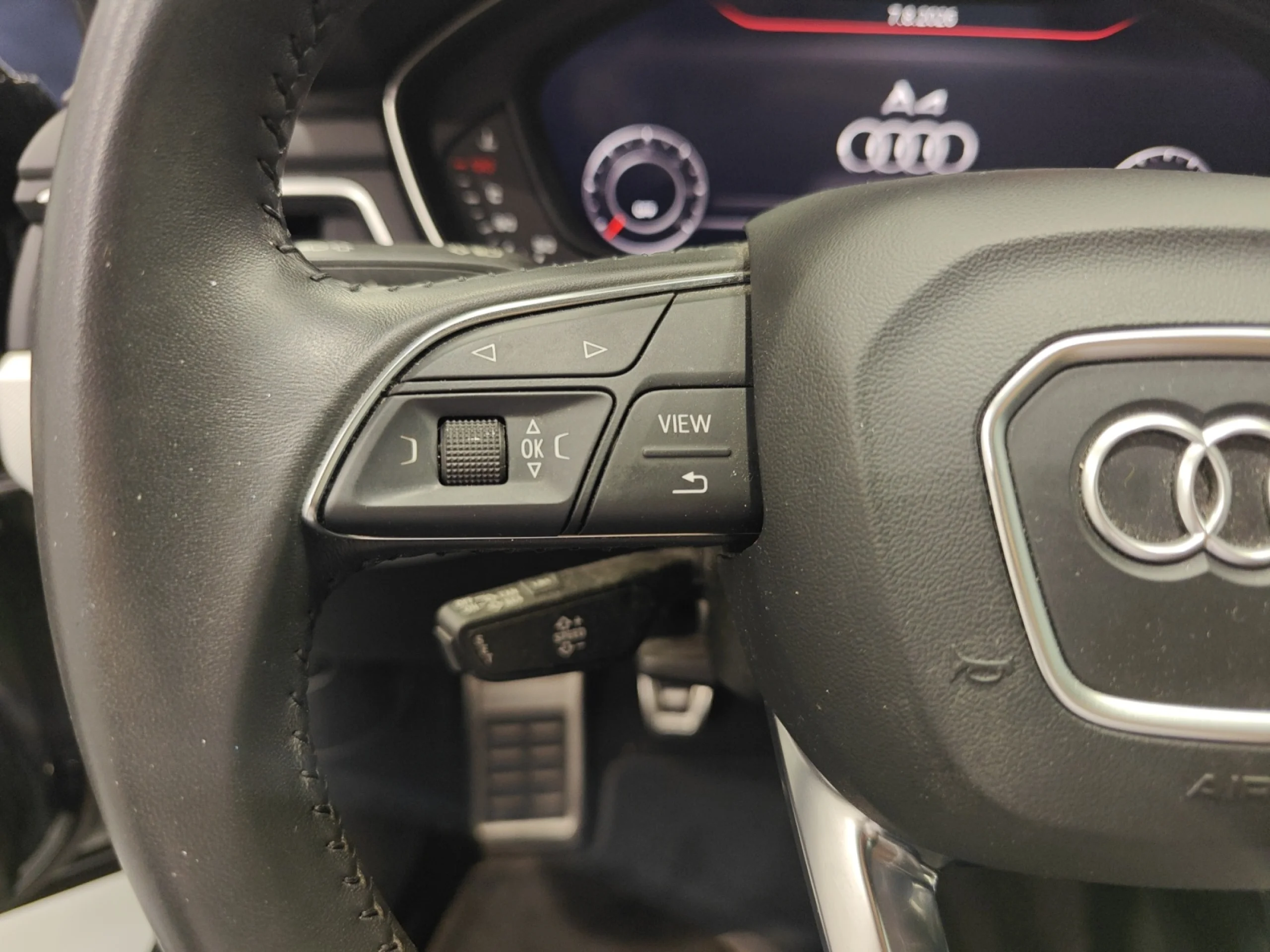 AUDI A4 DESIGN EDITION 2.0 TDI 110KW (150CV) - Foto 11