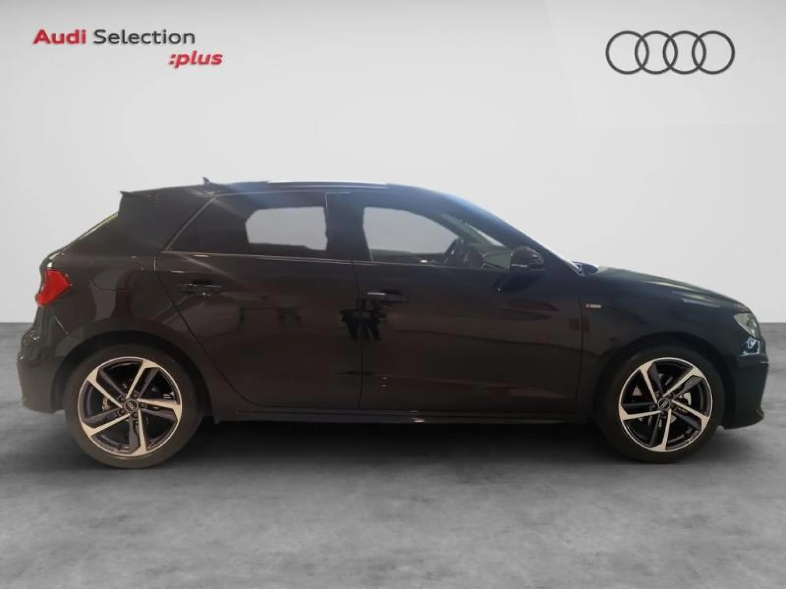 AUDI A1 SPORTBACK ADRENAL BLACK 30TFSI 85KW S TR - Foto 3