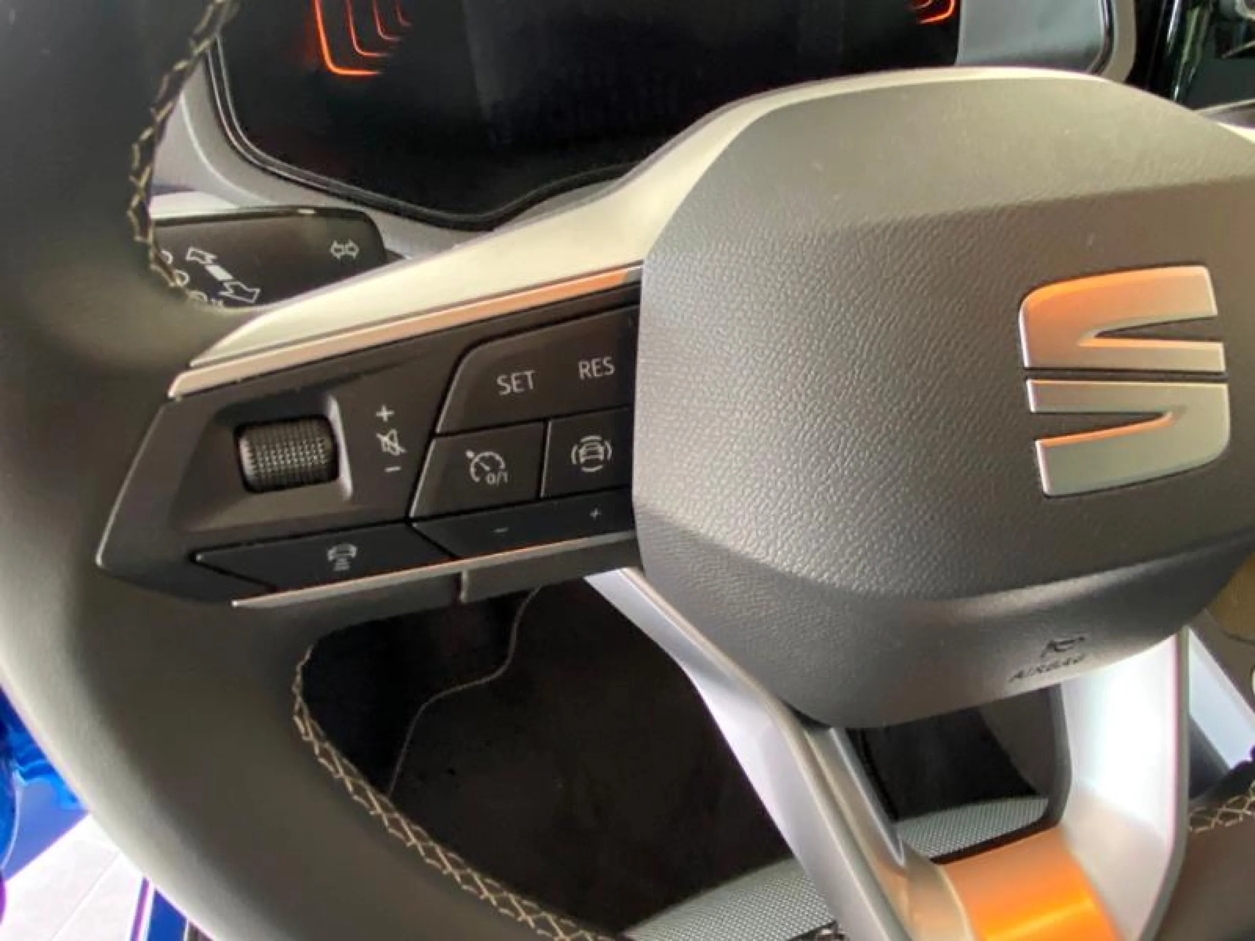 SEAT IBIZA 1.0 TSI 85KW (115CV) SPECIAL EDITION - Foto 12