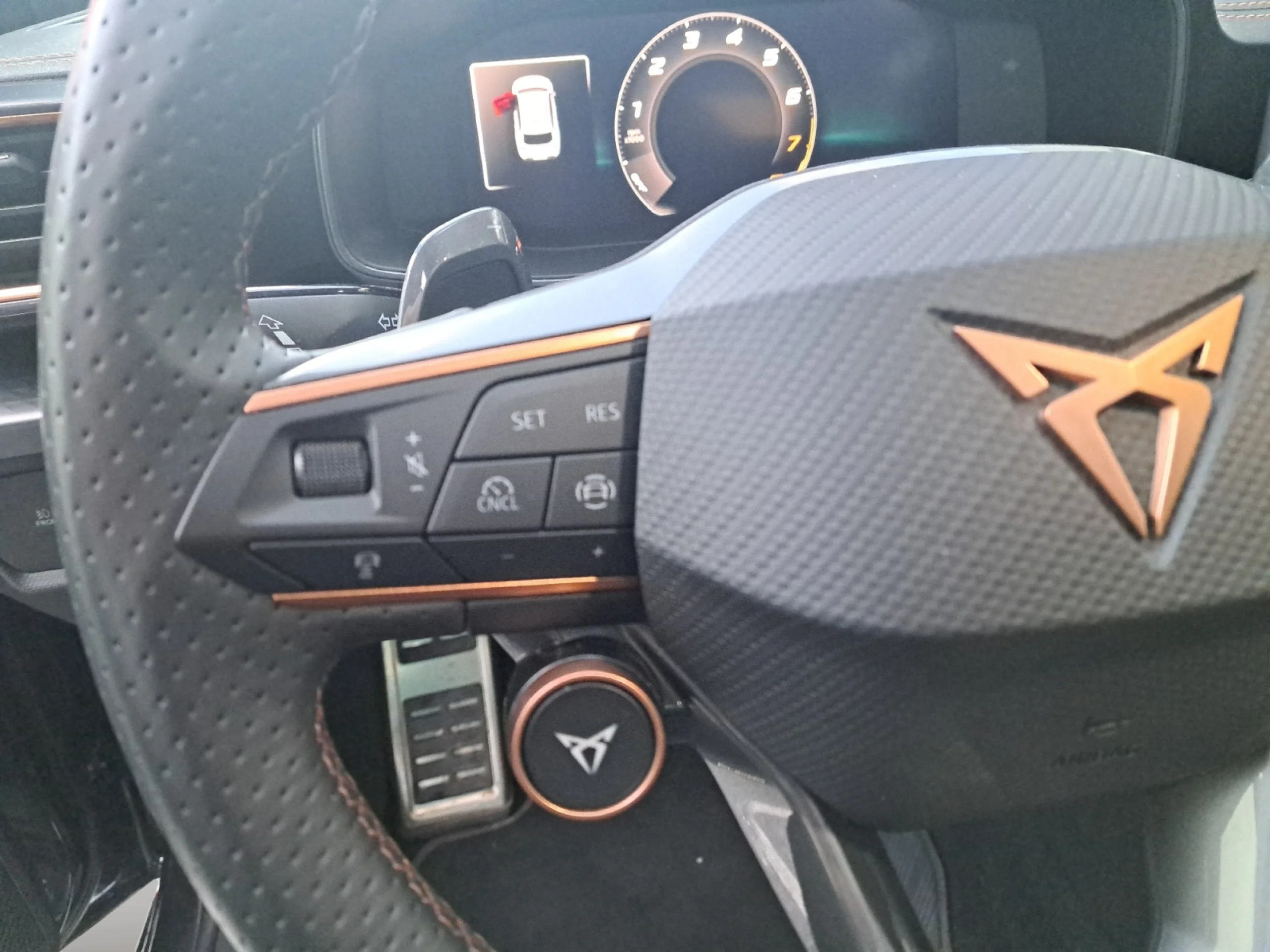 CUPRA LEON 1.5 ETSI 110KW (150CV) DSG - Foto 11