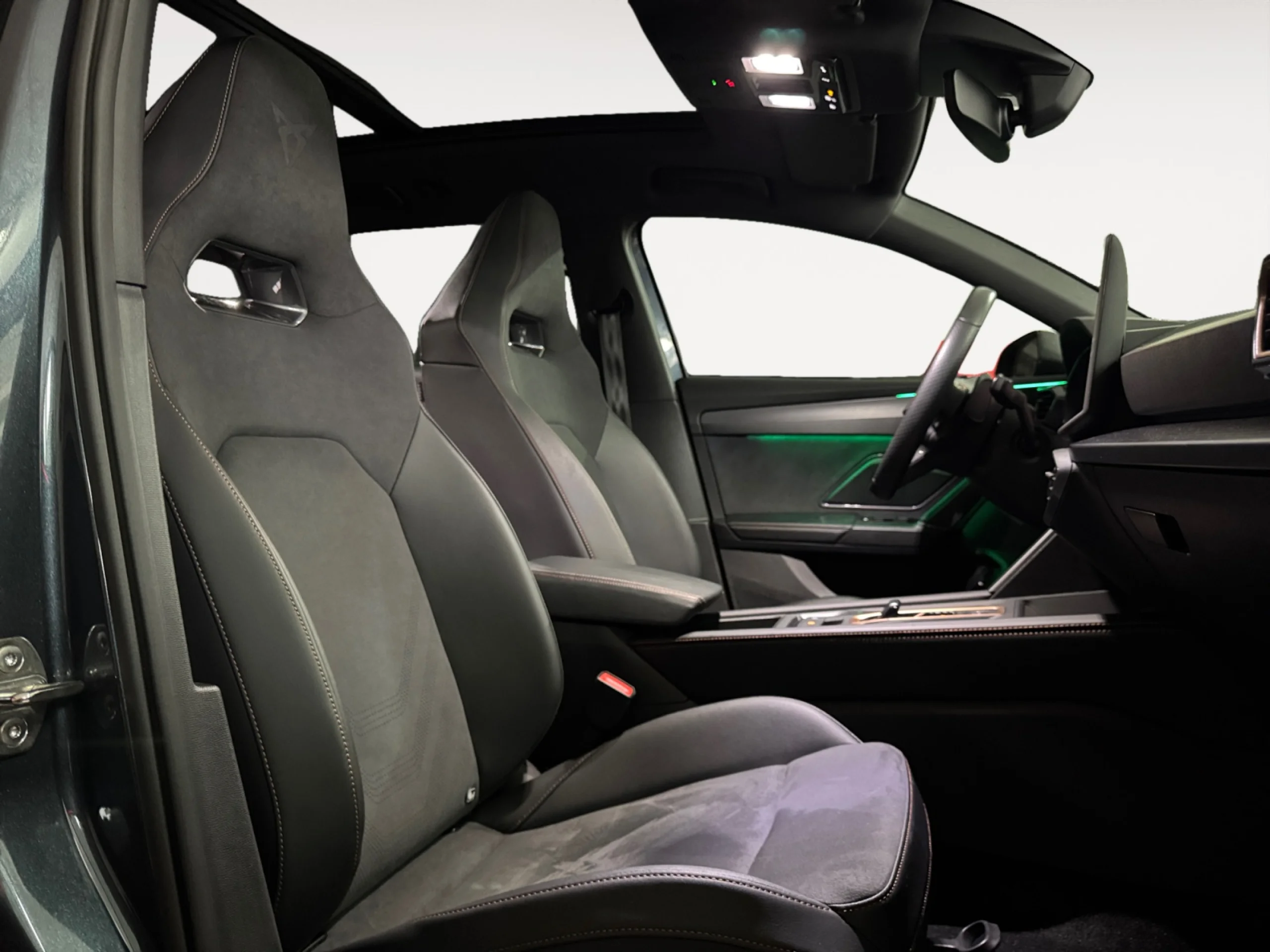 CUPRA LEON 1.5 ETSI 110KW (150CV) DSG - Foto 5