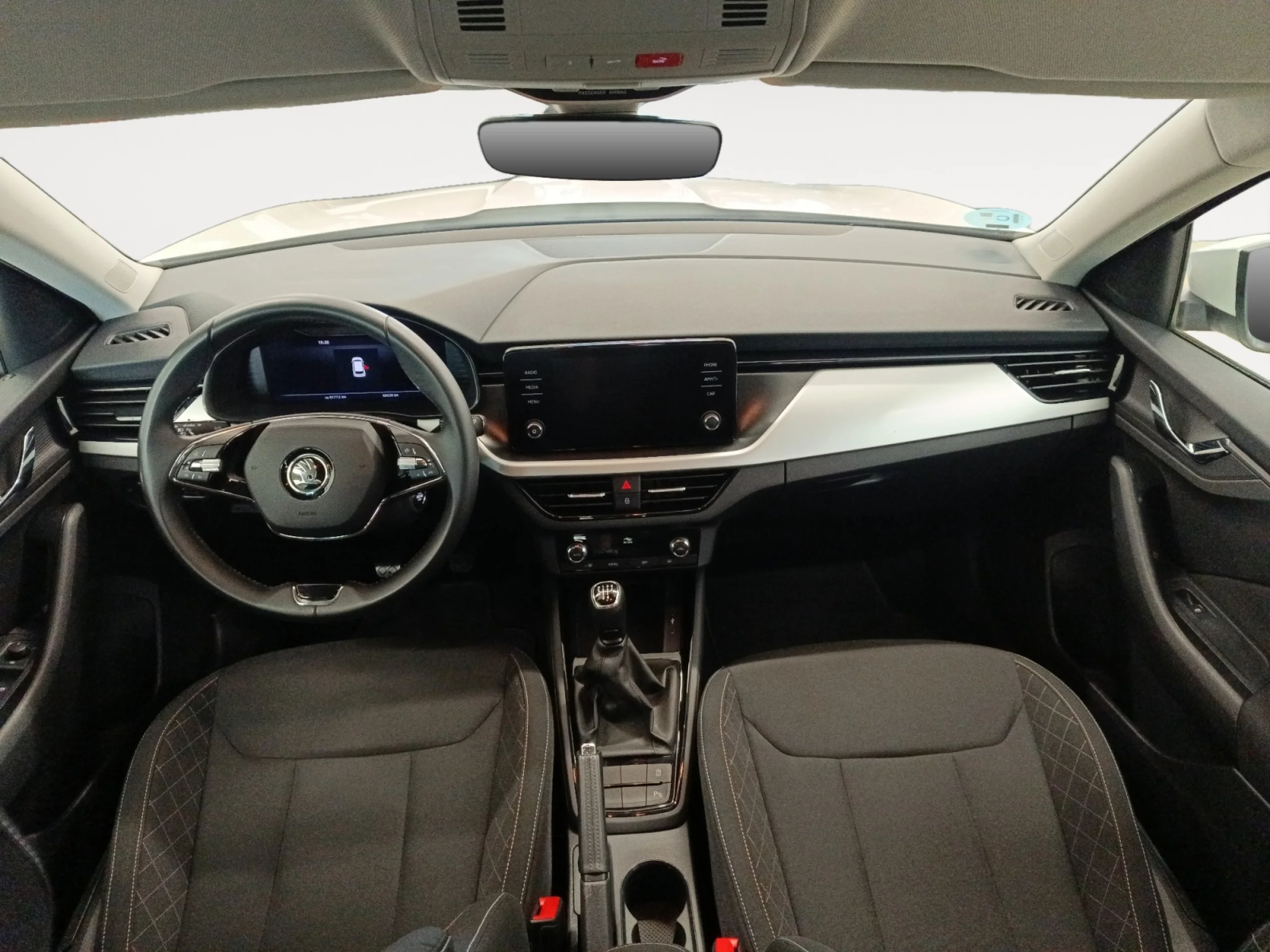 SKODA KAMIQ 1.0 TSI 70KW (95CV) EMOTION - Foto 4