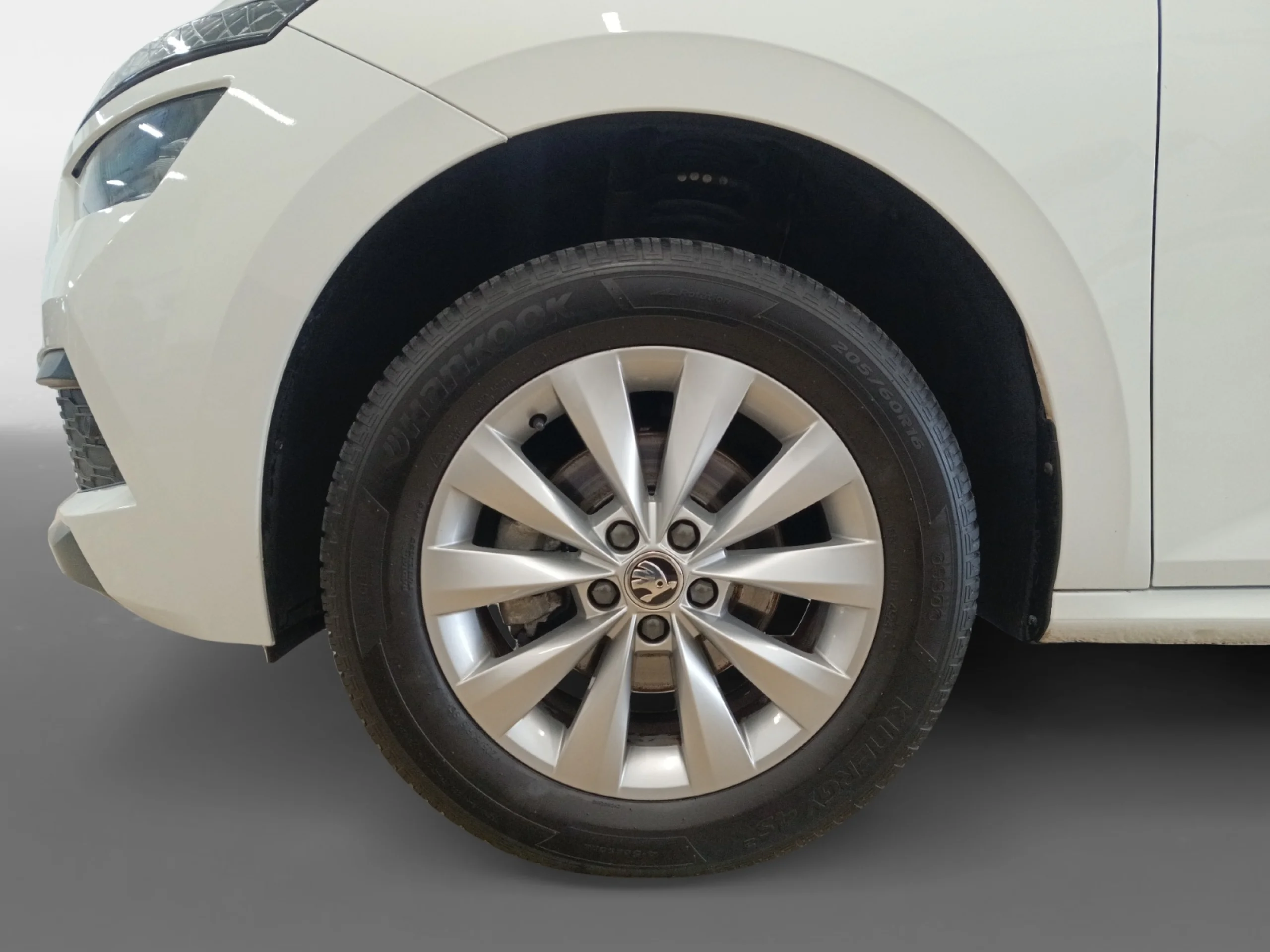 SKODA KAMIQ 1.0 TSI 70KW (95CV) EMOTION - Foto 9