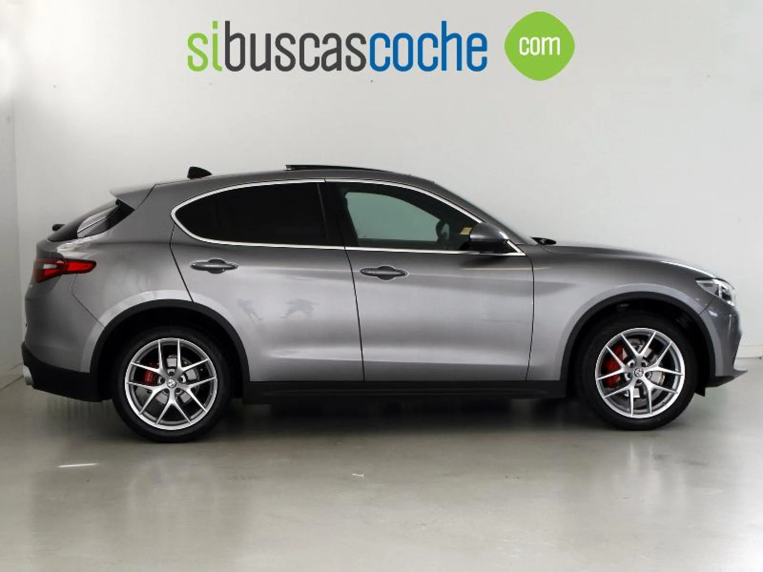 ALFA ROMEO STELVIO 2.2 DIÉSEL 154KW (210CV) EXECUTIVE Q4 - Foto 3