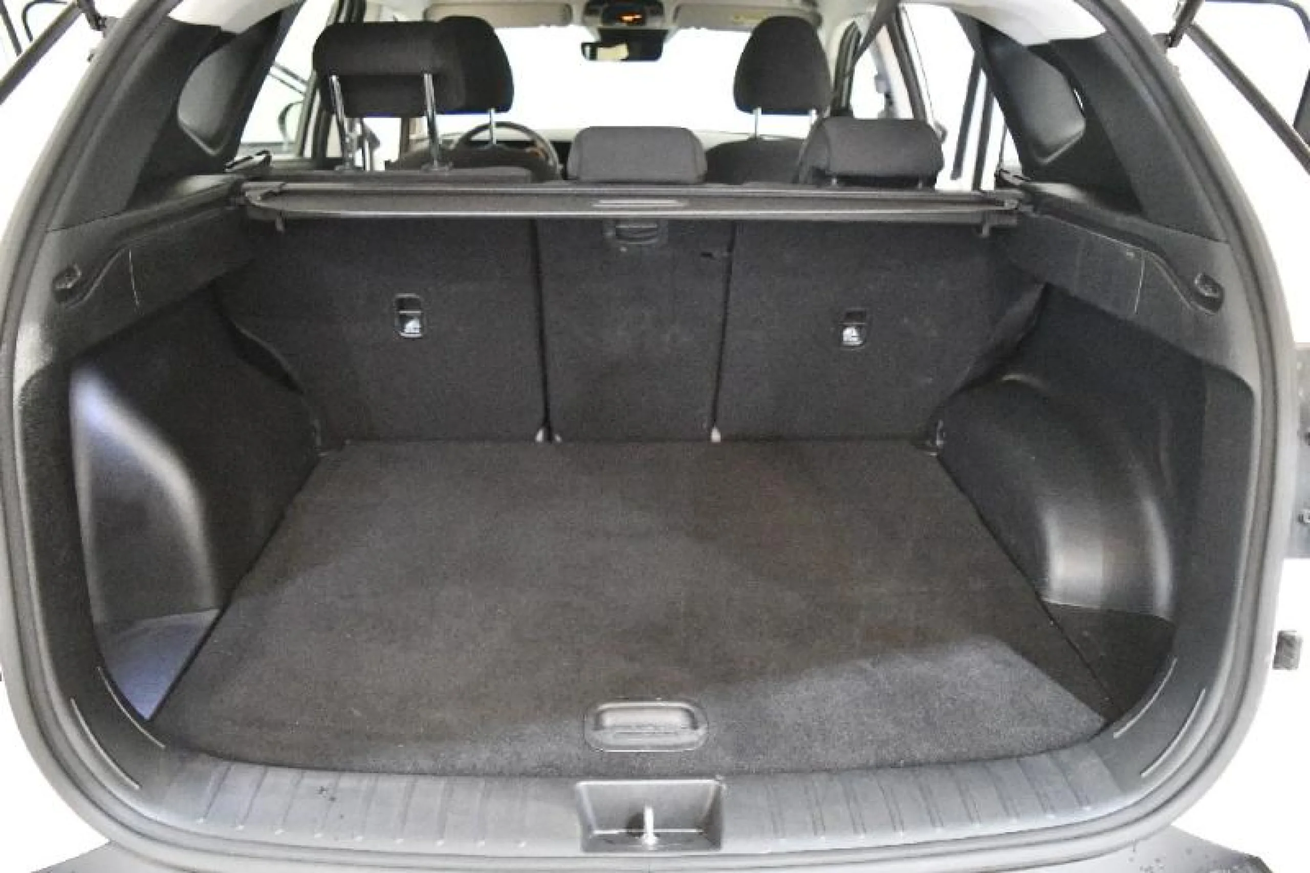 HYUNDAI TUCSON 1.6D 100KW (136CV) 48V DT BLACK LINE - Foto 5