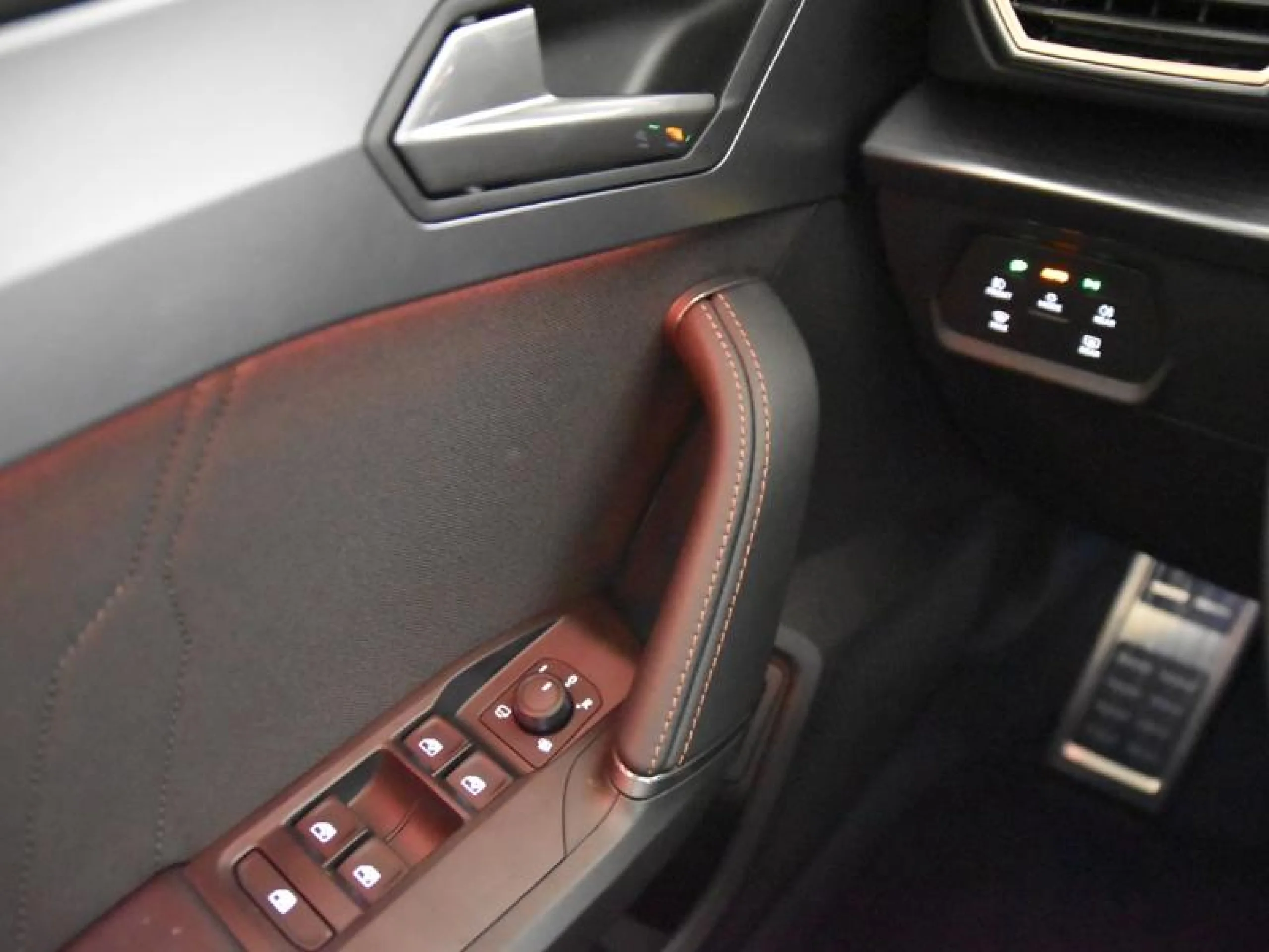 CUPRA FORMENTOR 1.5 TSI E HYBRID 150KW (204 CV) DSG - Foto 14