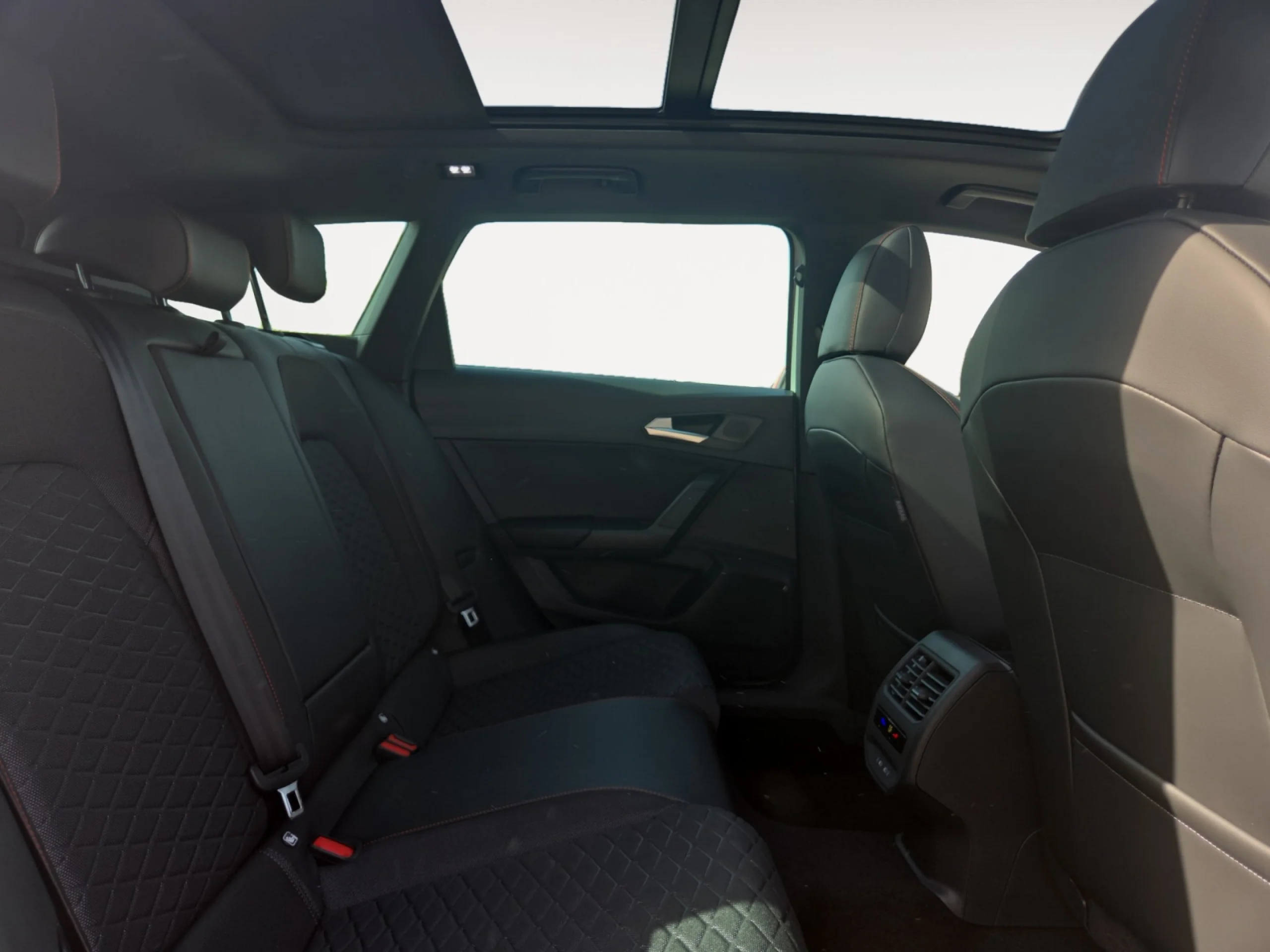 SEAT LEON SP 2.0 TDI 110KW DSG S&S FR XXL - Foto 6