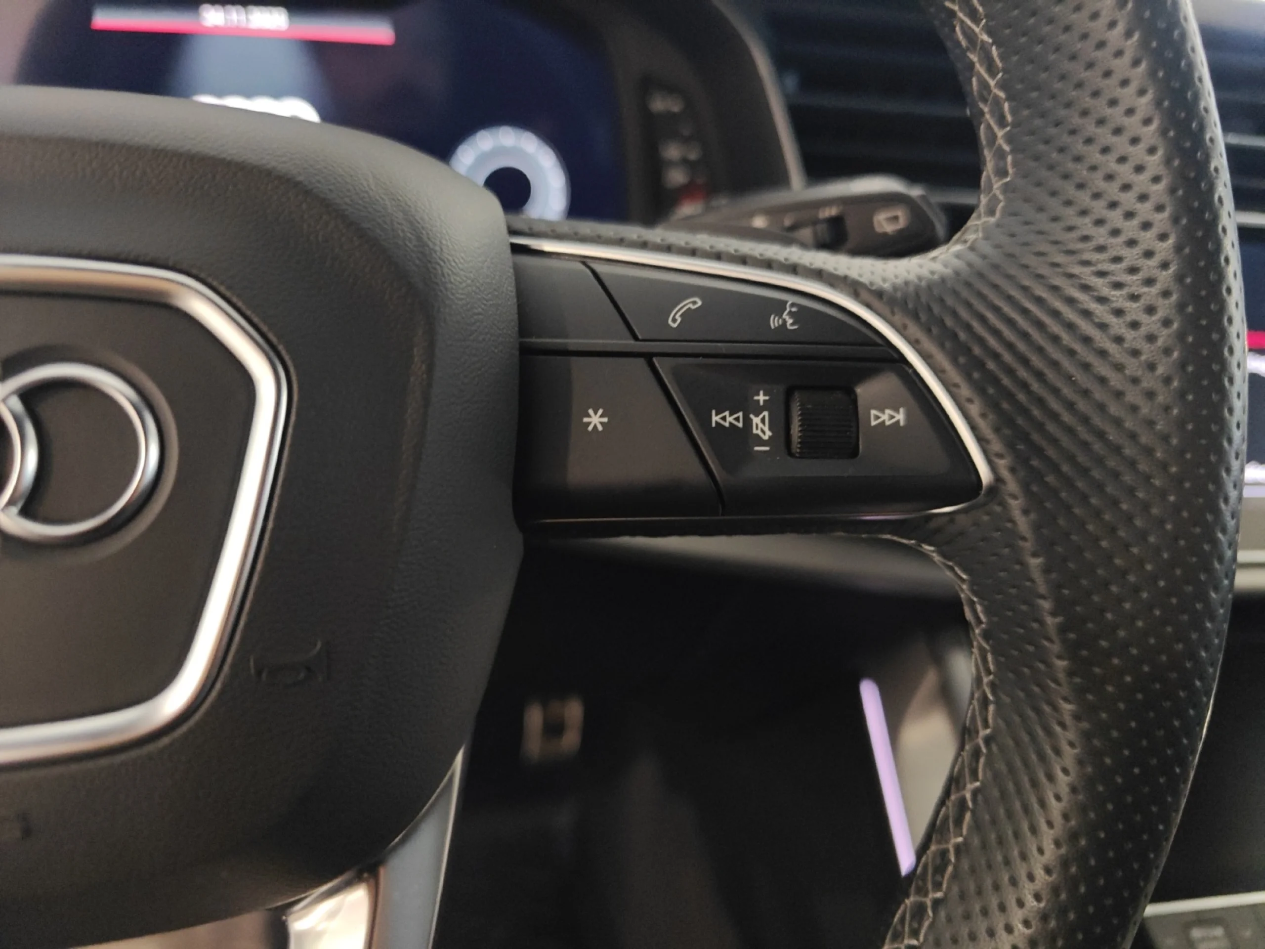 AUDI Q8 BLACK LINE PLUS 50 TDI 210KW QUATTRO TIP - Foto 10