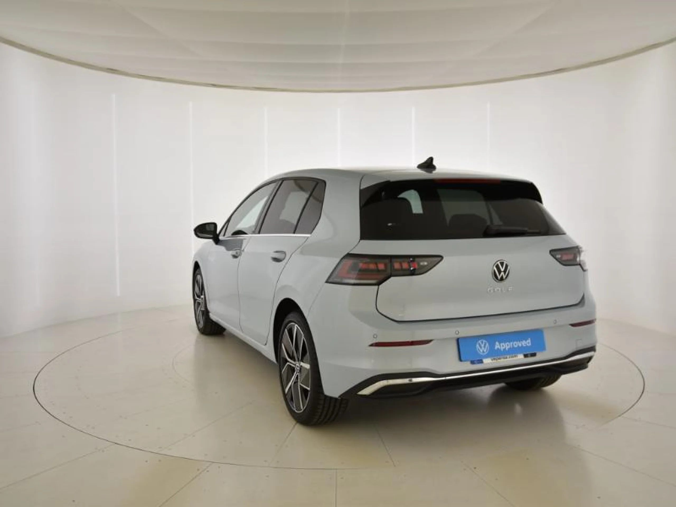 VOLKSWAGEN GOLF GOLF 50 ANIVERSARIO 1.5 TSI 110 KW (150 CV)  6 VEL. - Foto 2