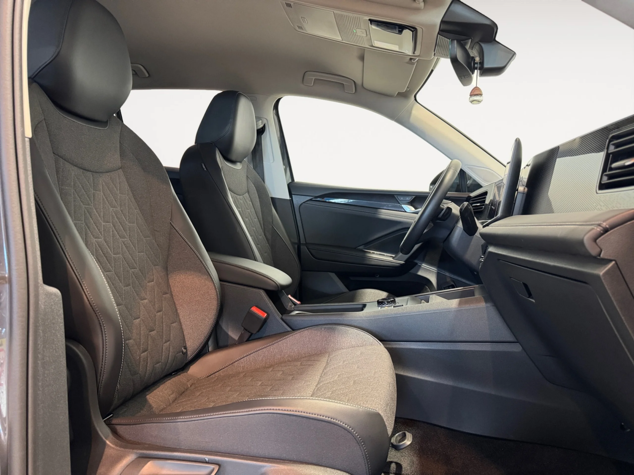 VOLKSWAGEN TIGUAN ··MÁS·· 1.5 ETSI 110KW (150CV) DSG - Foto 5