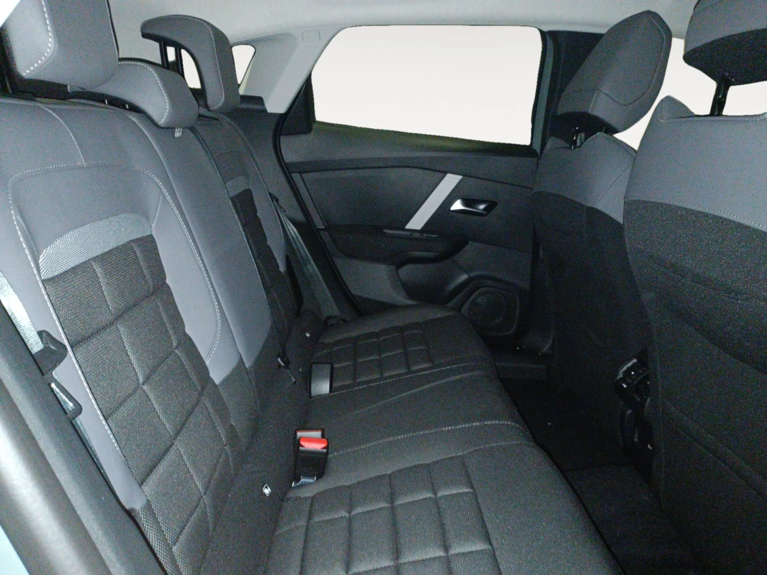 CITROEN C4 HYBRID 145 Ë DCS6 BUSINESS EDITION - Foto 6