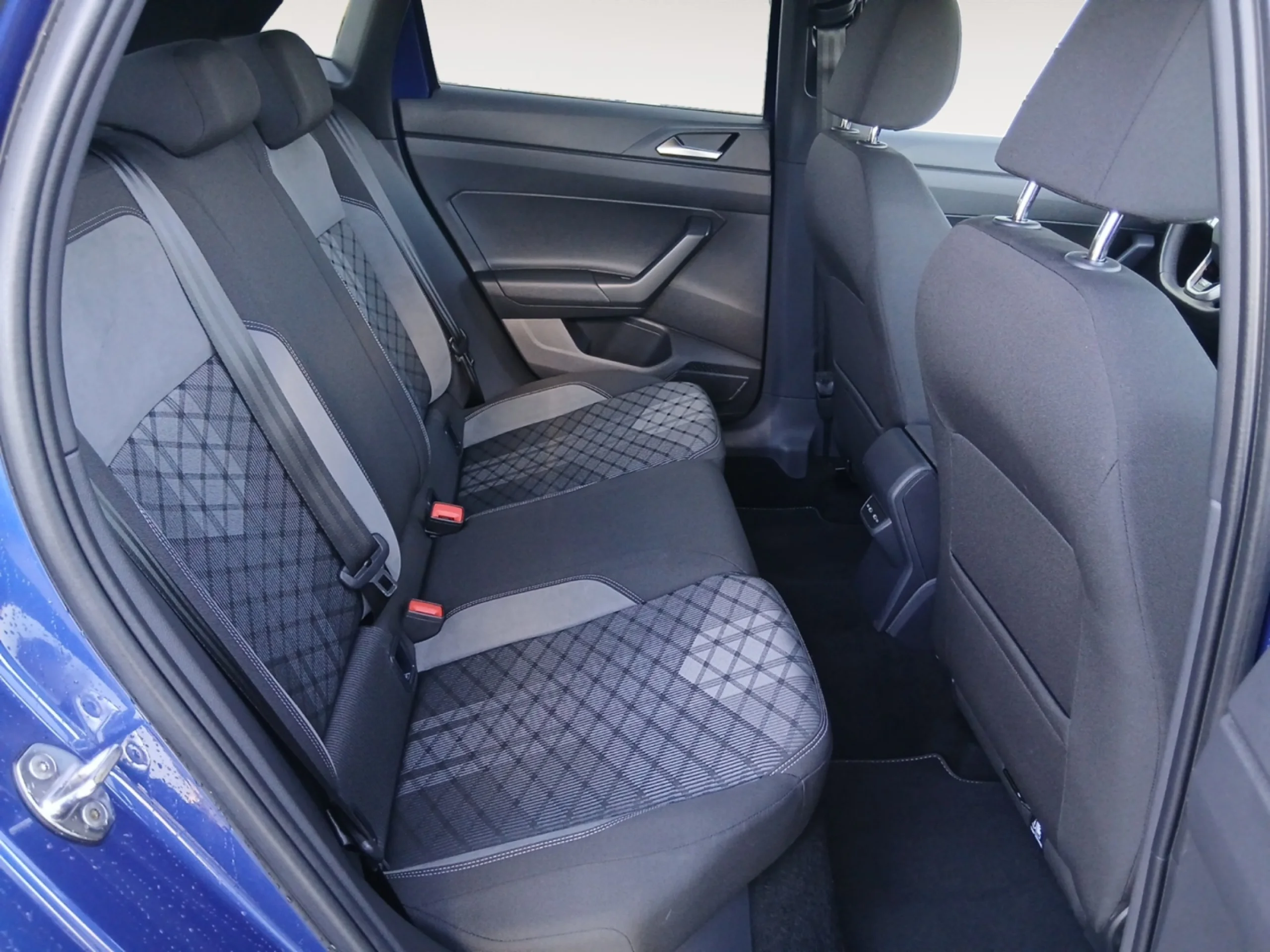 VOLKSWAGEN POLO R LINE 1.0 TSI 81KW (110CV) DSG - Foto 6