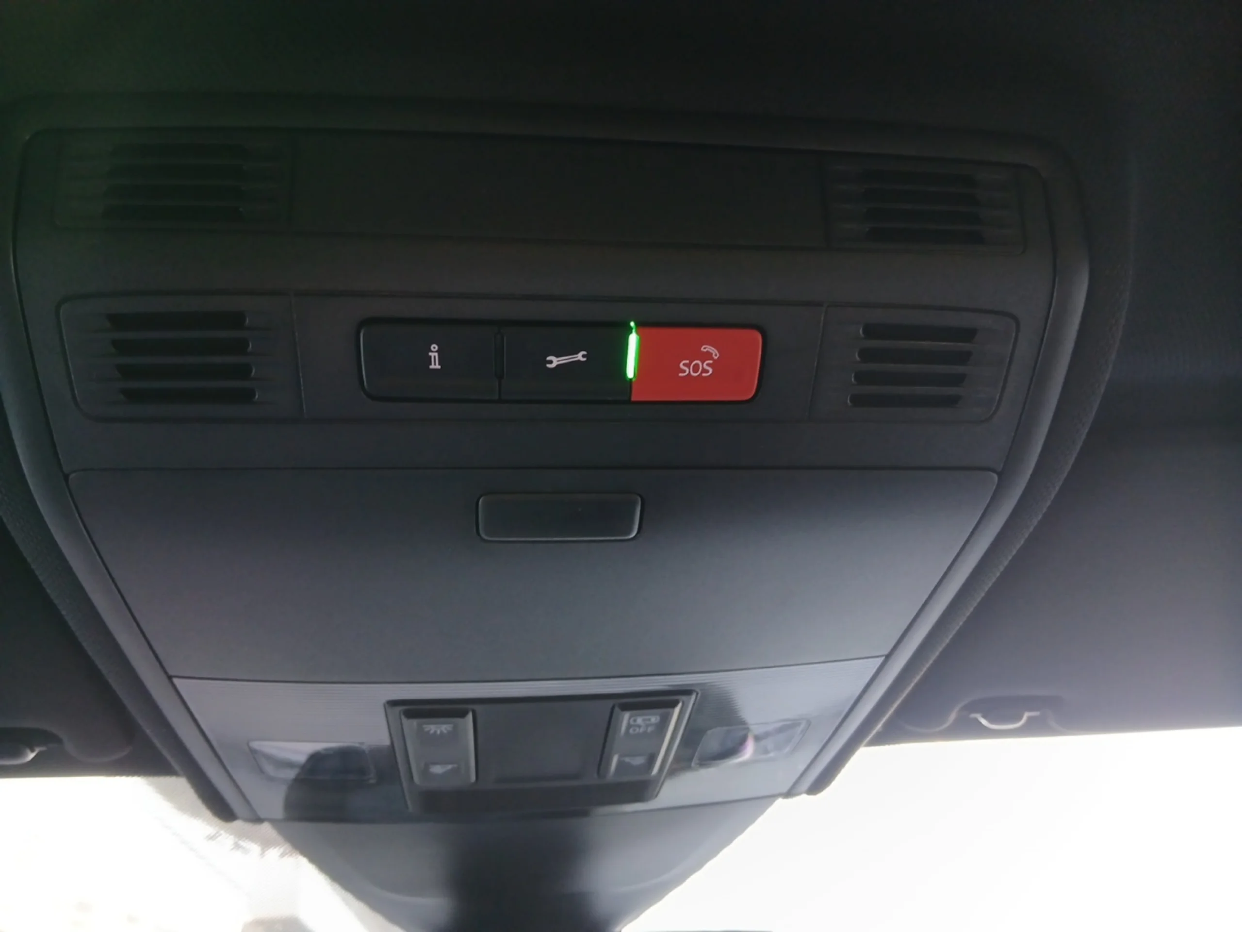 VOLKSWAGEN POLO R LINE 1.0 TSI 81KW (110CV) DSG - Foto 17