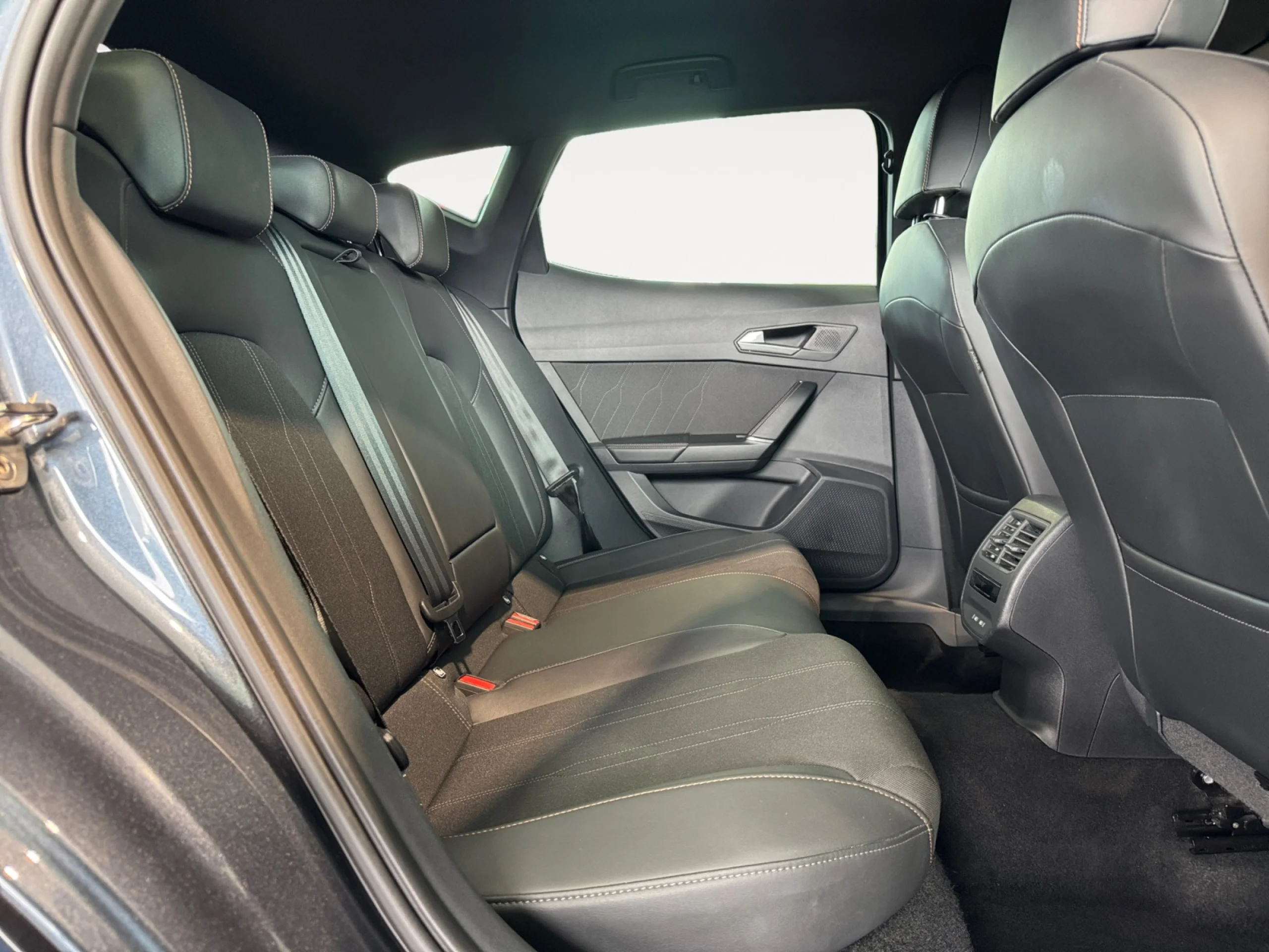 CUPRA FORMENTOR 1.5 ETSI 110KW (150 CV) DSG - Foto 6