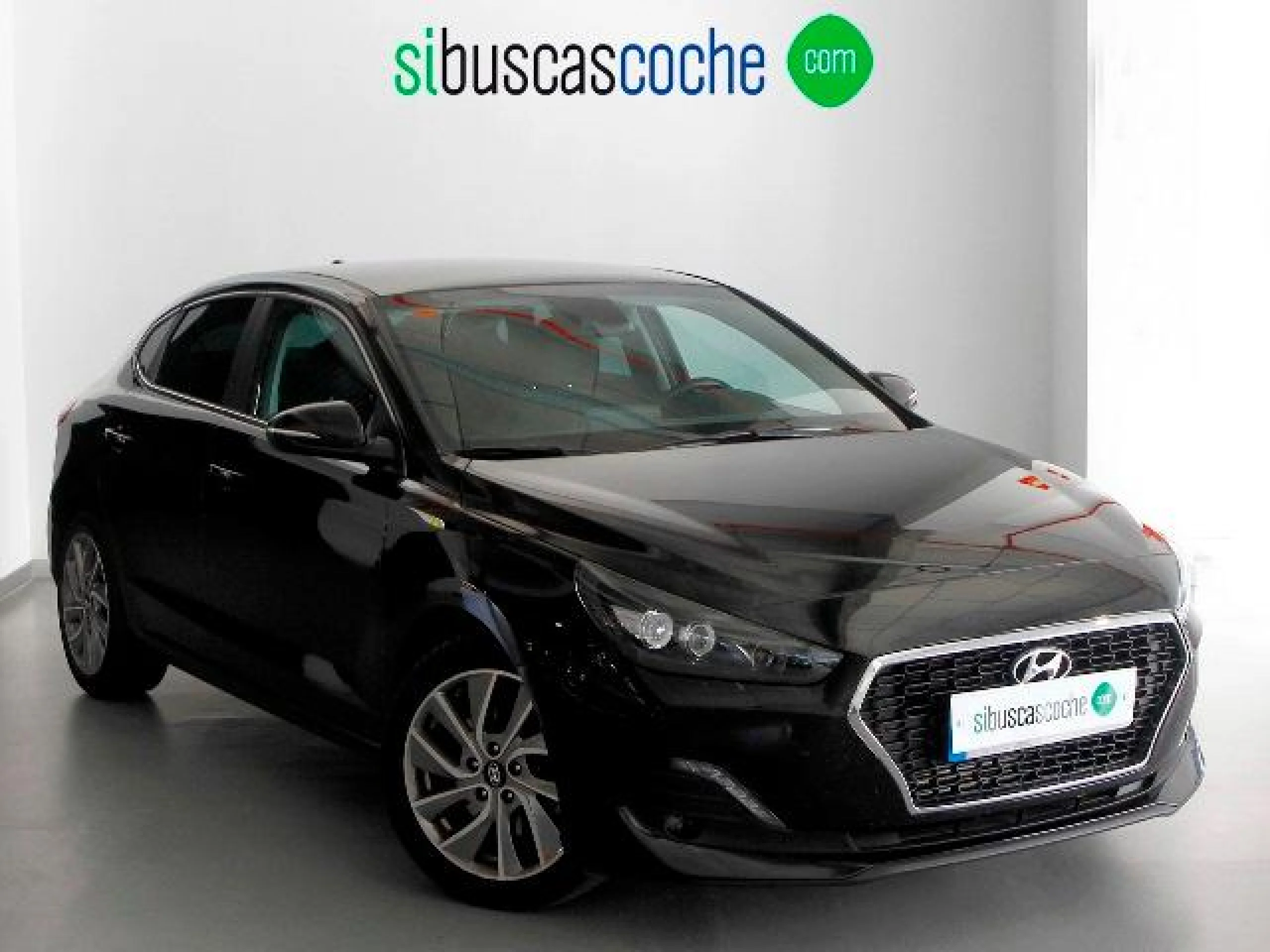 HYUNDAI I30 1.0 TGDI LINK FASTBACK - Foto 1