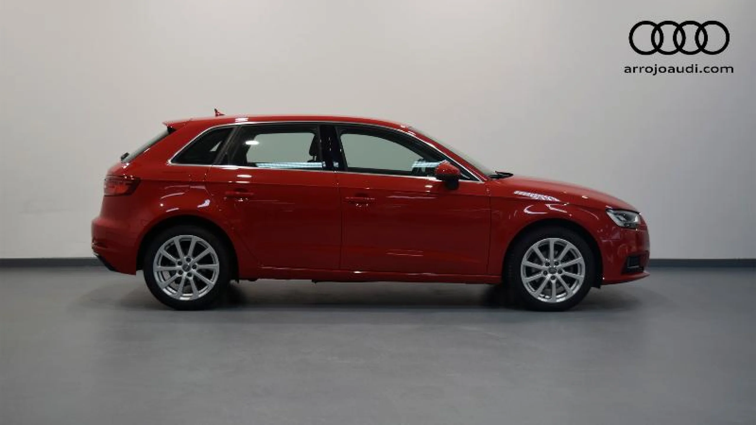 AUDI A3 DESIGN EDITION 1.6 TDI 85KW SPORTBACK - Foto 3