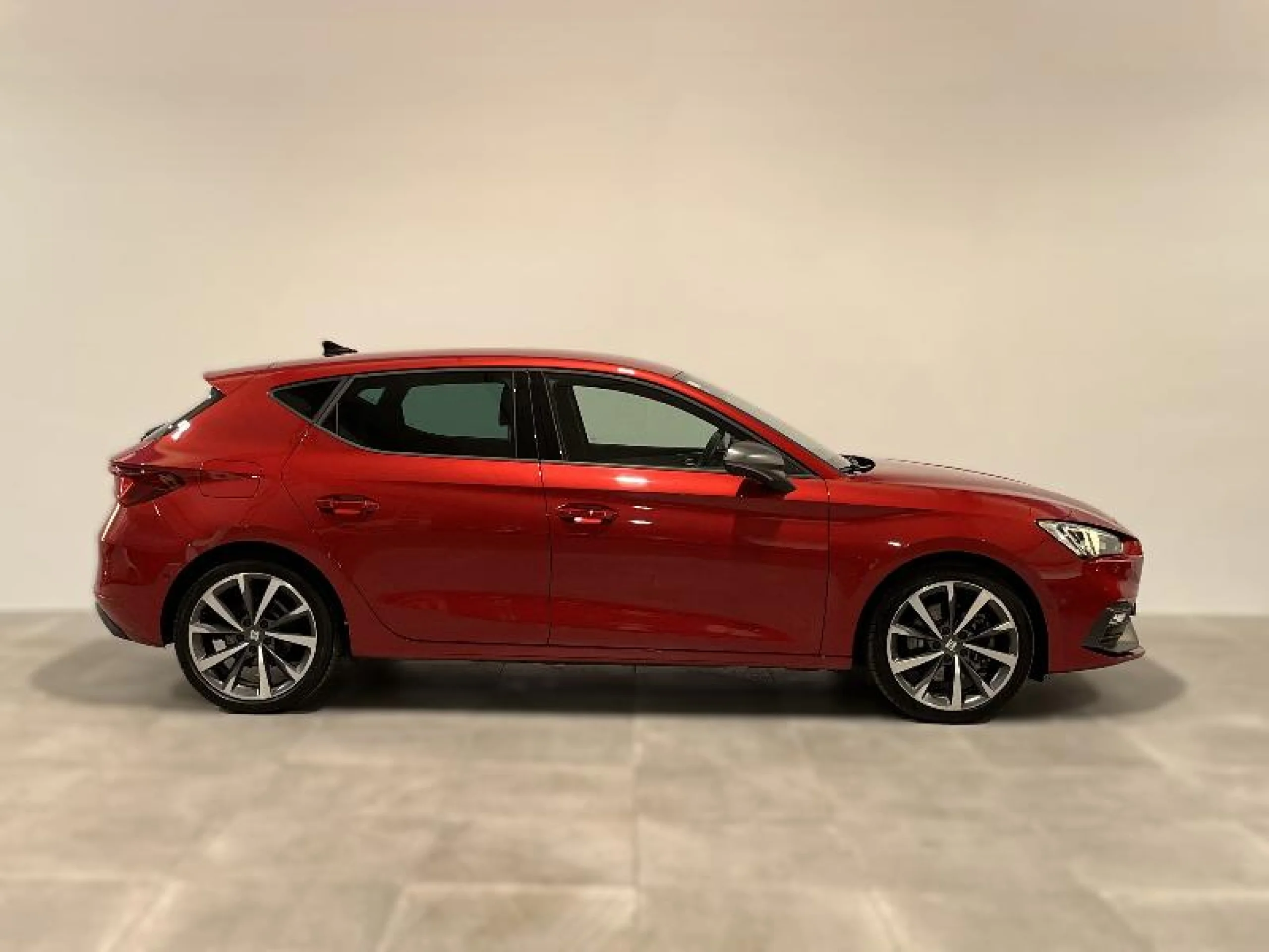 SEAT NUEVO LEON 2.0 TDI 110KW DSG 7 S&S FR GO XL - Foto 3