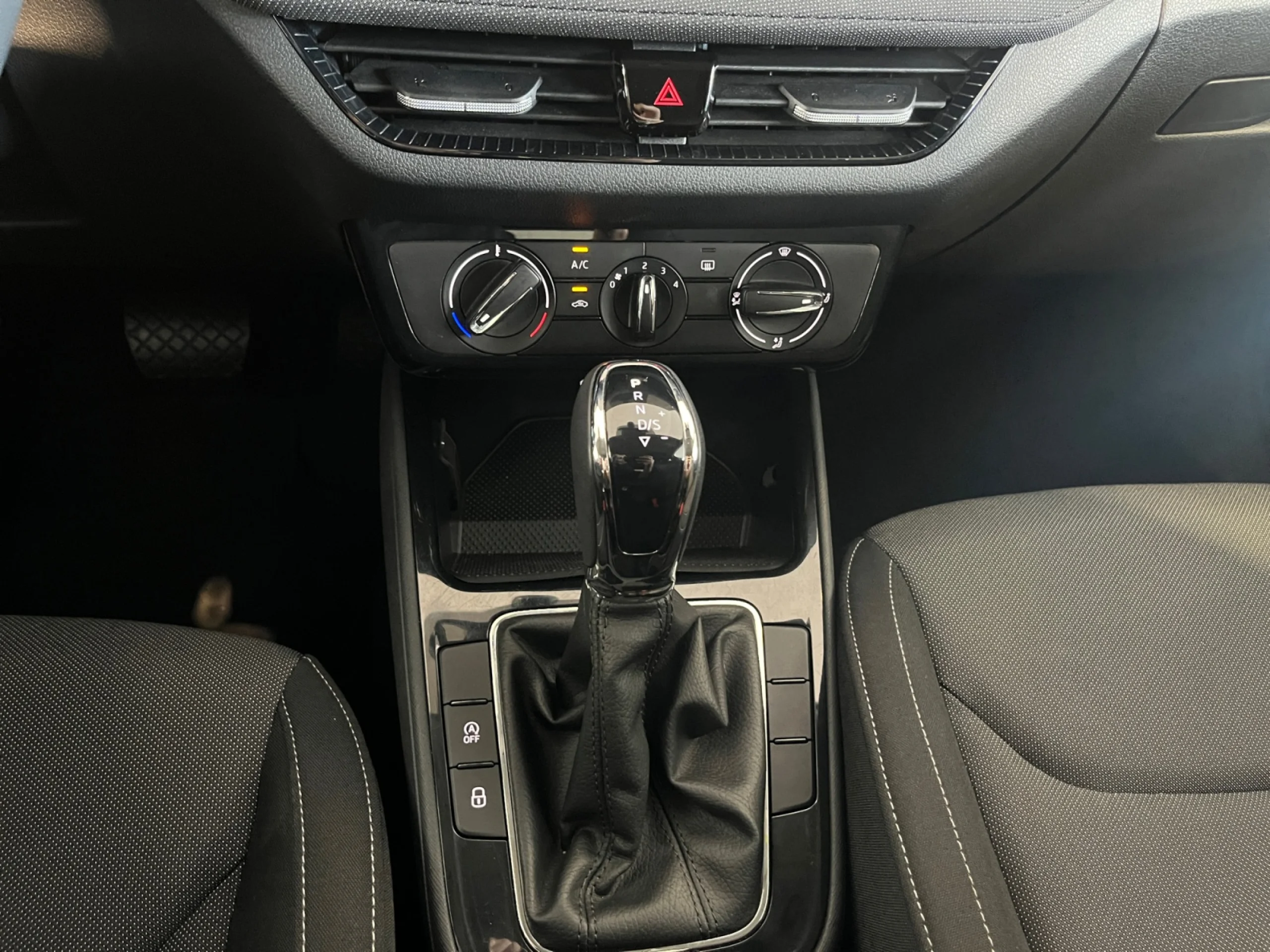 SKODA FABIA 1.0 TSI 85KW (115CV) DSG SELECTION - Foto 17
