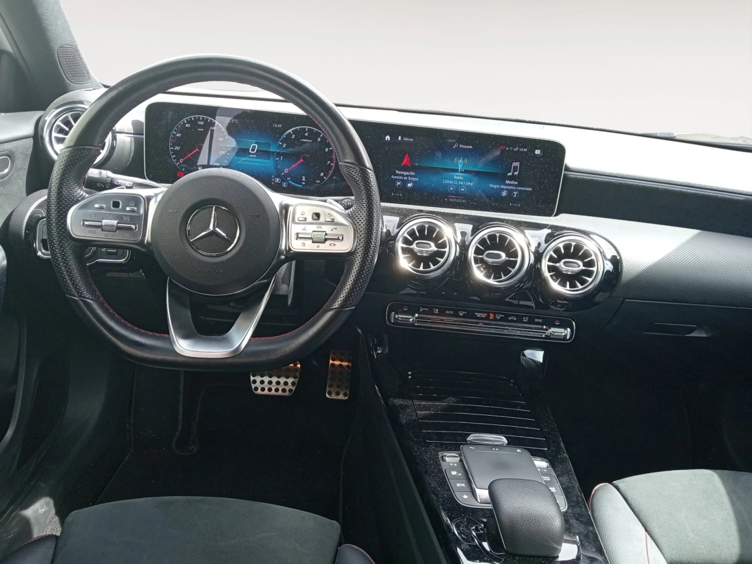 MERCEDES-BENZ CLASE A A 200 - Foto 4