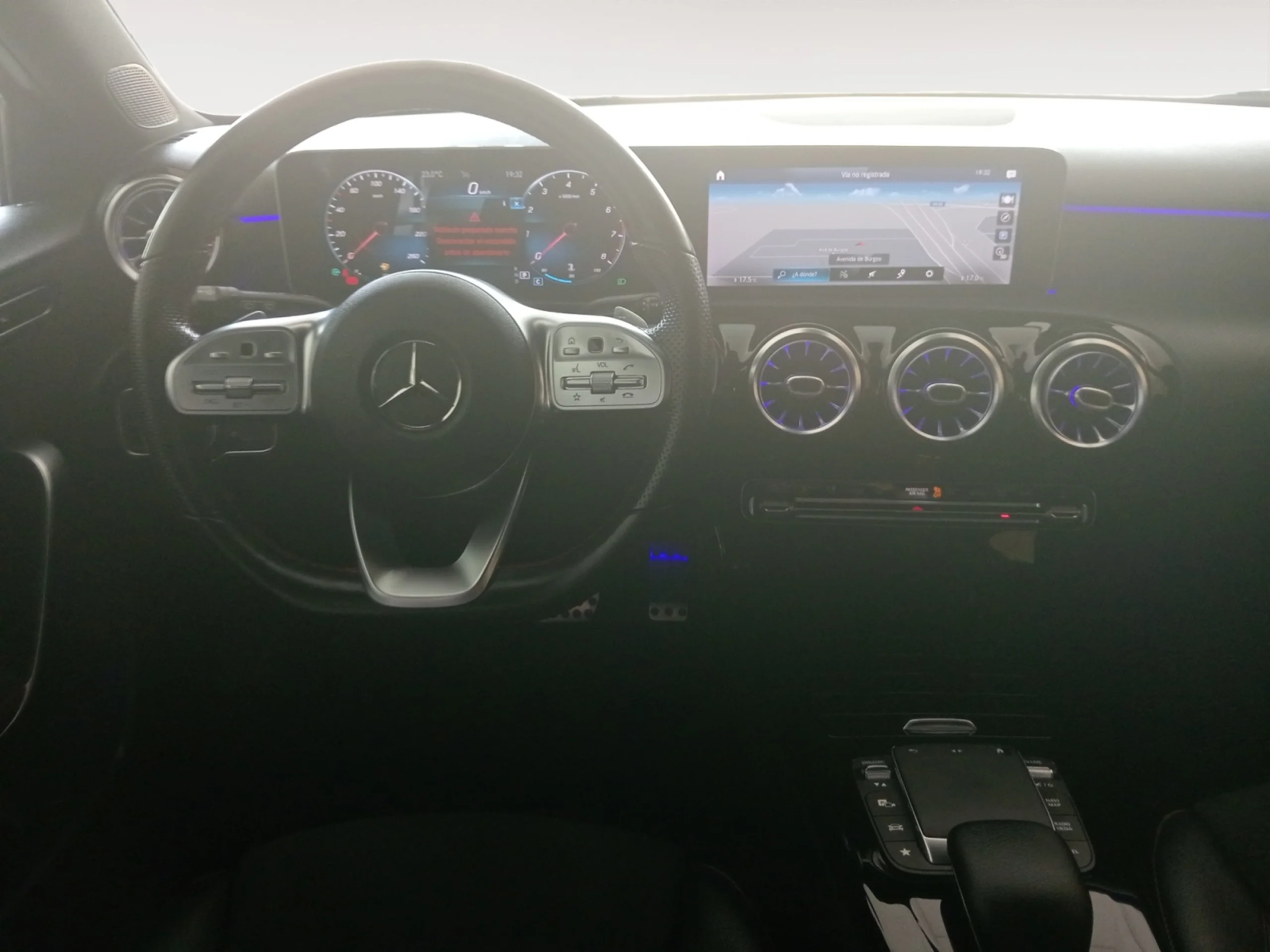 MERCEDES-BENZ CLASE A A 200 - Foto 4
