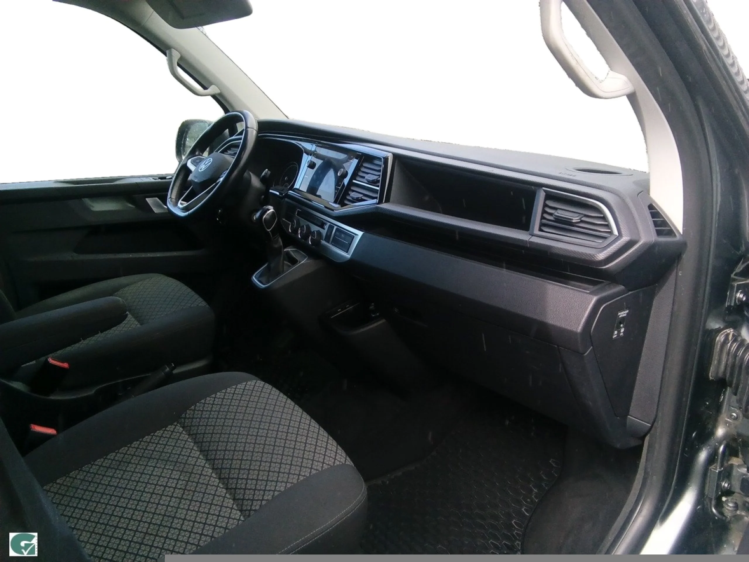 VOLKSWAGEN Multivan PREMIUM CORTO 2.0 TDI 150KW BMT DSG - Foto 6