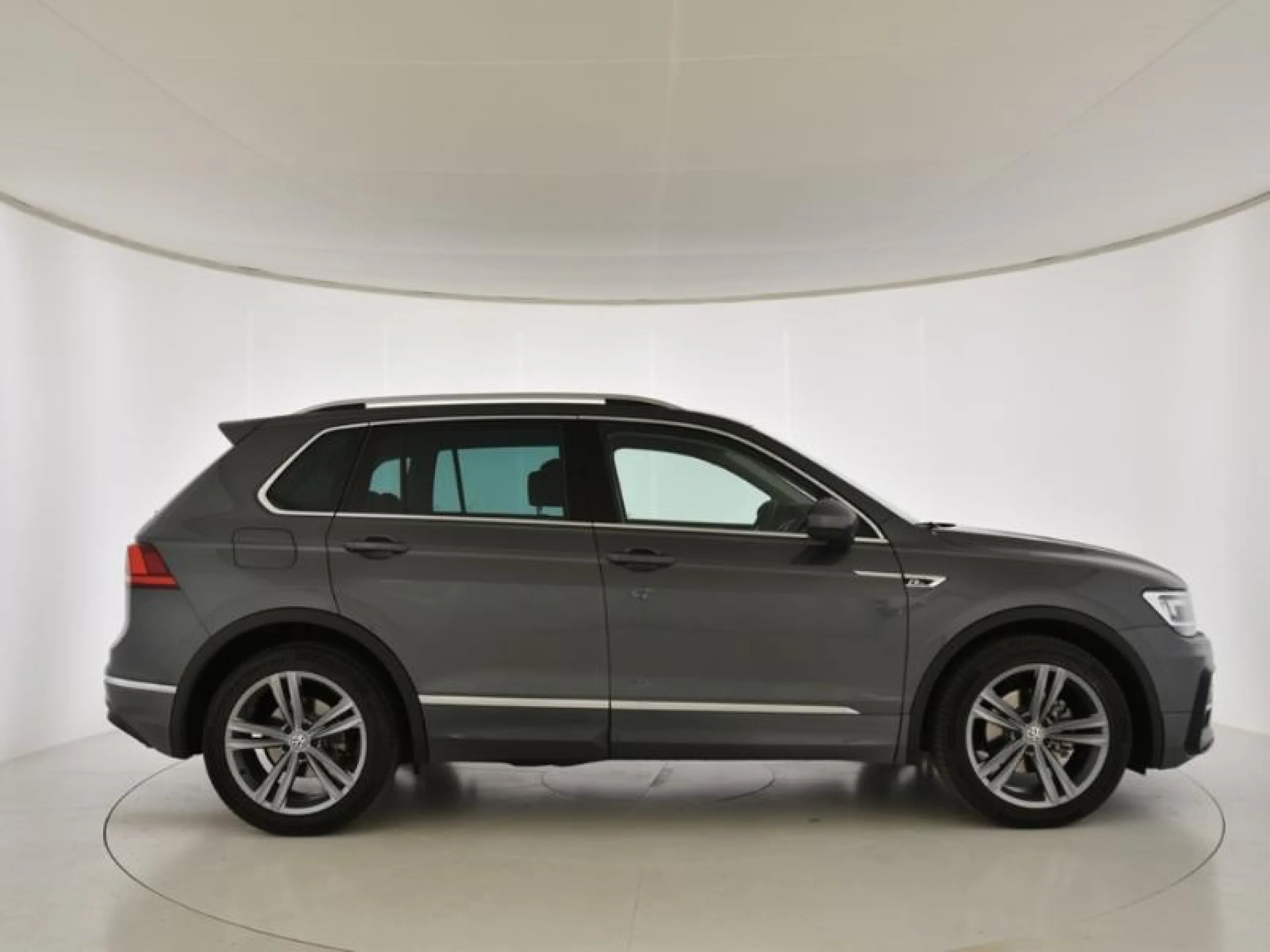 VOLKSWAGEN TIGUAN ADVANCE 1.5 TSI 96KW (130CV) - Foto 3