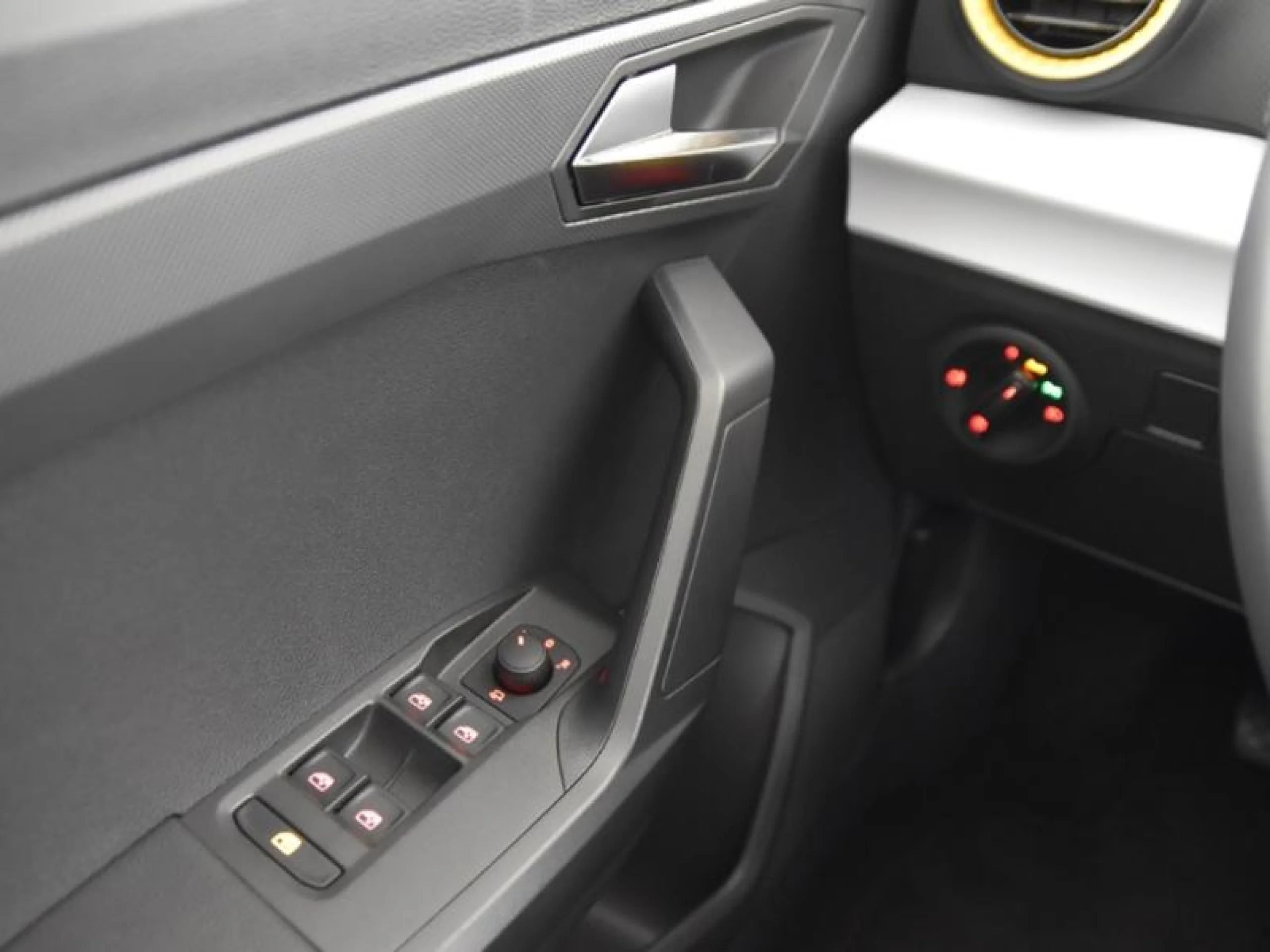 SEAT ARONA 1.0 TSI 85KW (115CV) STYLE XL - Foto 16