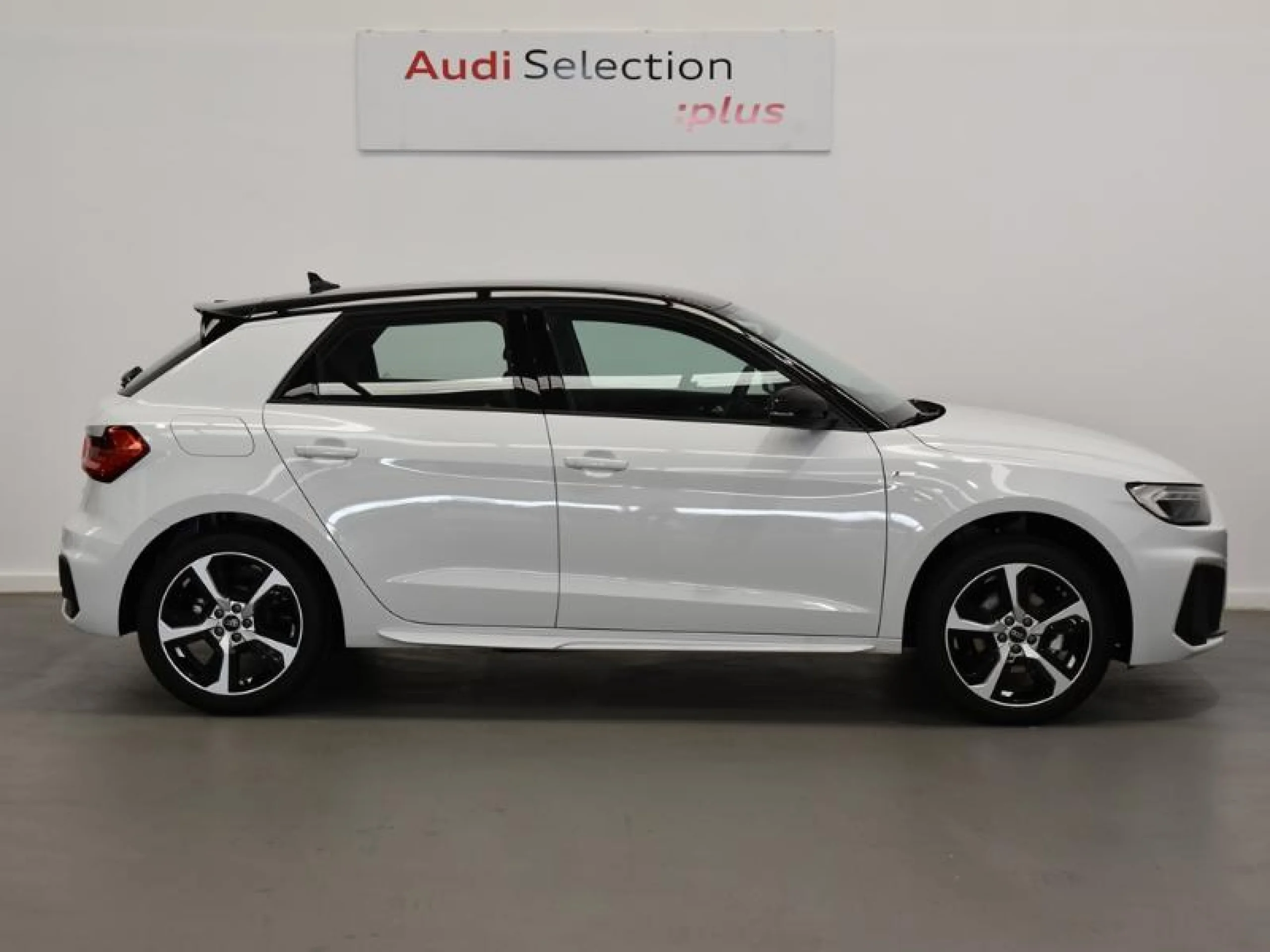 AUDI A1 SPORTBACK ADRENALIN 30 TFSI 81KW S TRON - Foto 3